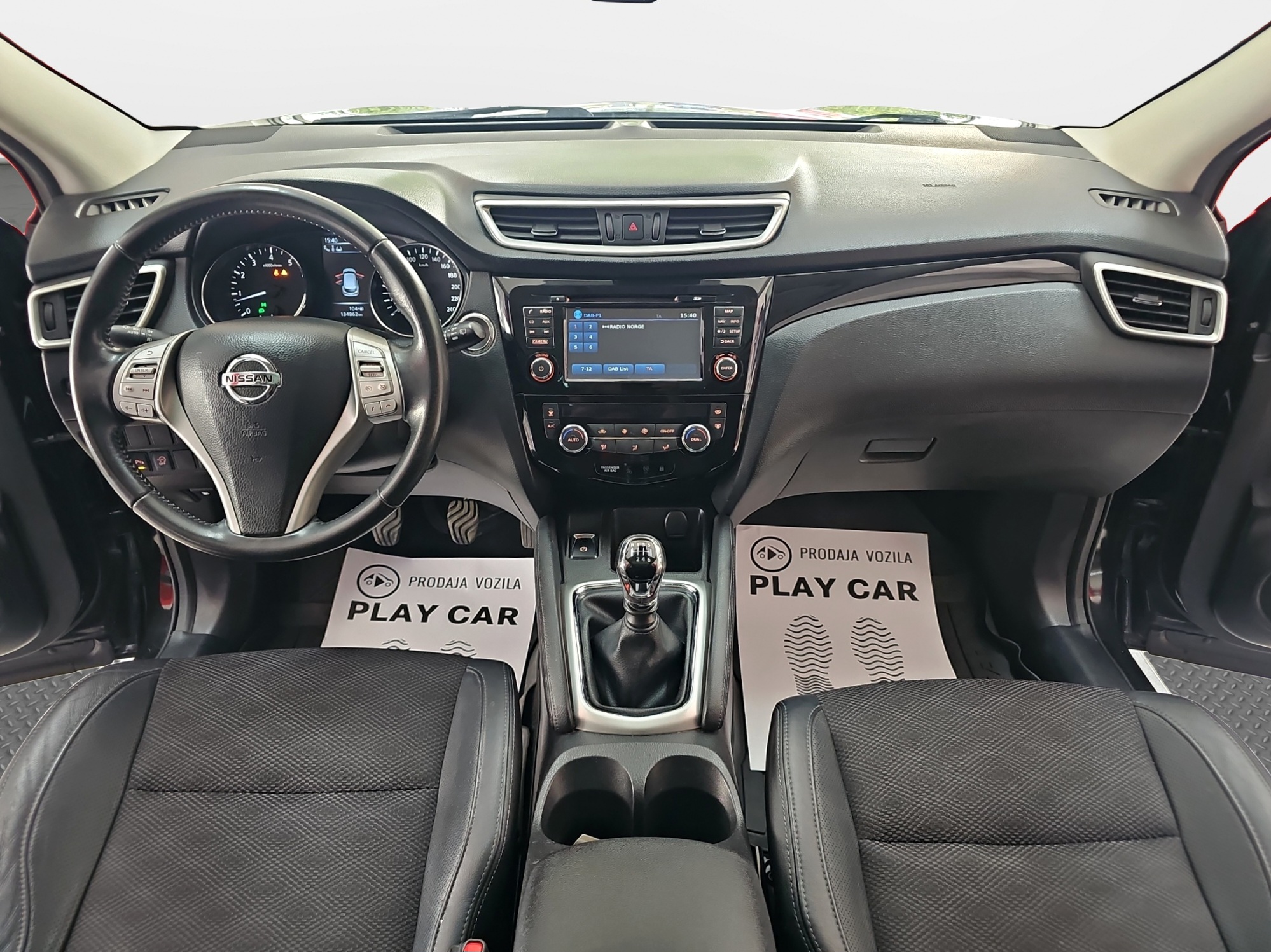 
								Nissan Qashqai TEKNA/1.6b full									