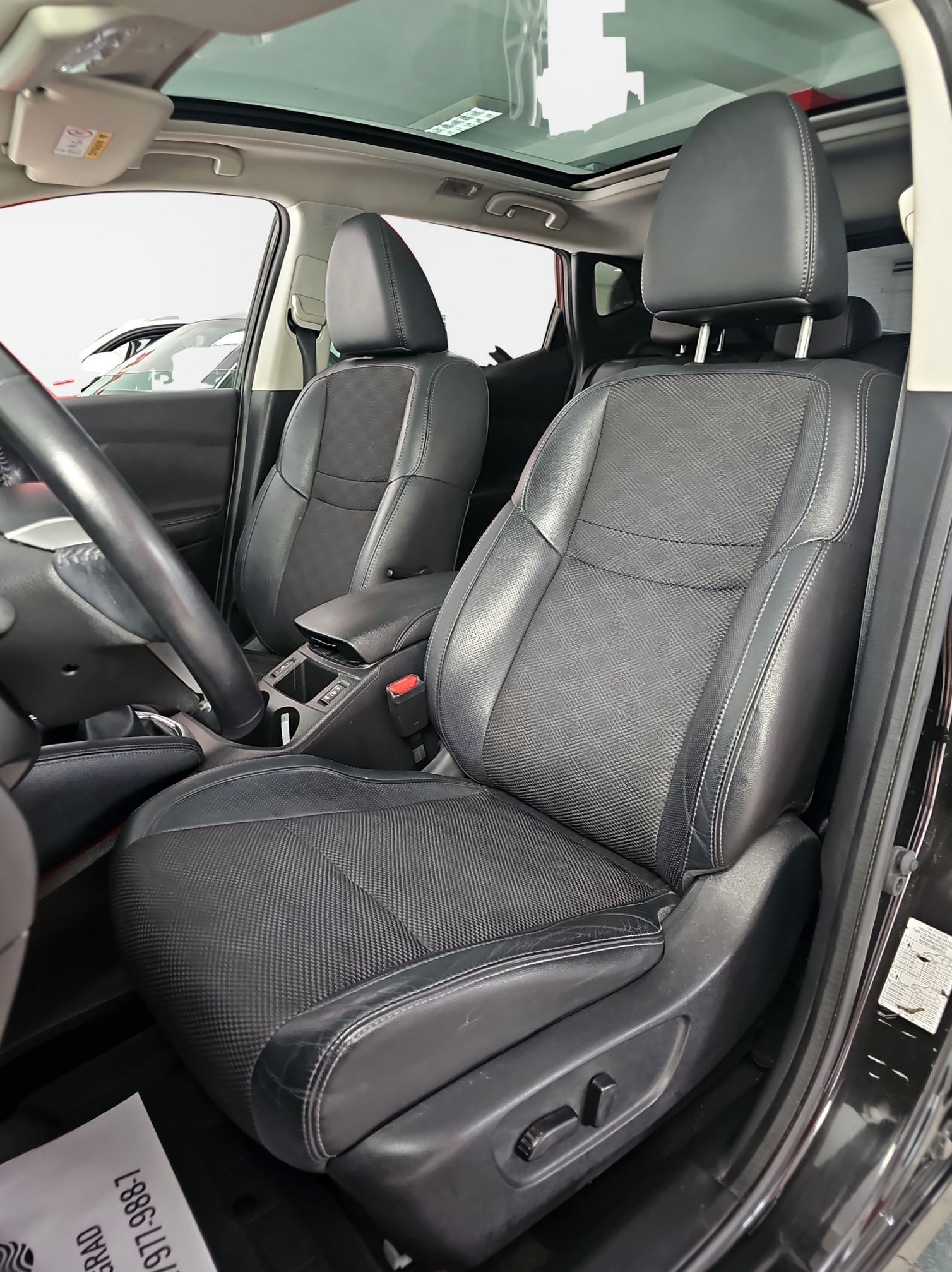
								Nissan Qashqai TEKNA/1.6b full									