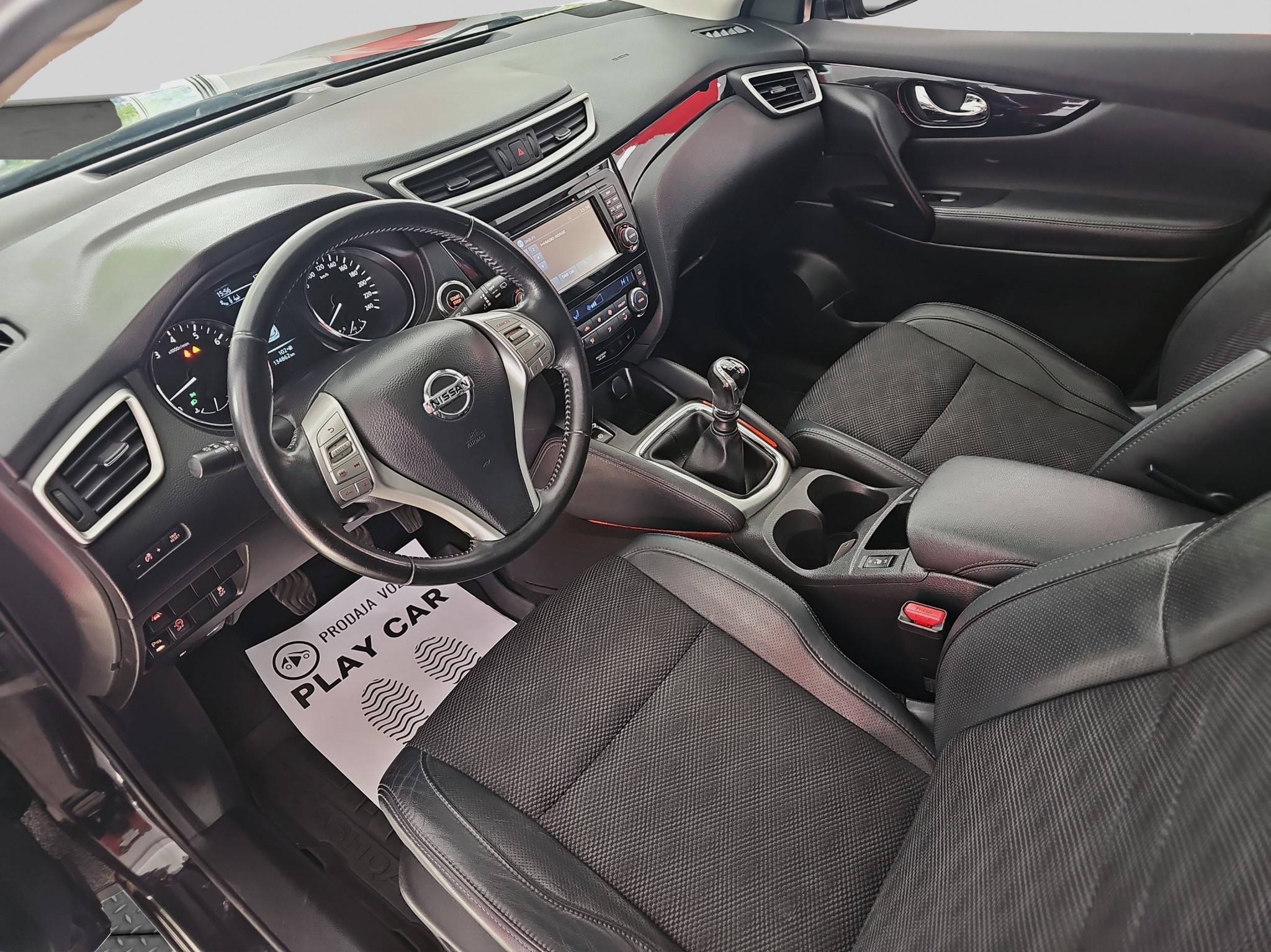 
								Nissan Qashqai TEKNA/1.6b full									