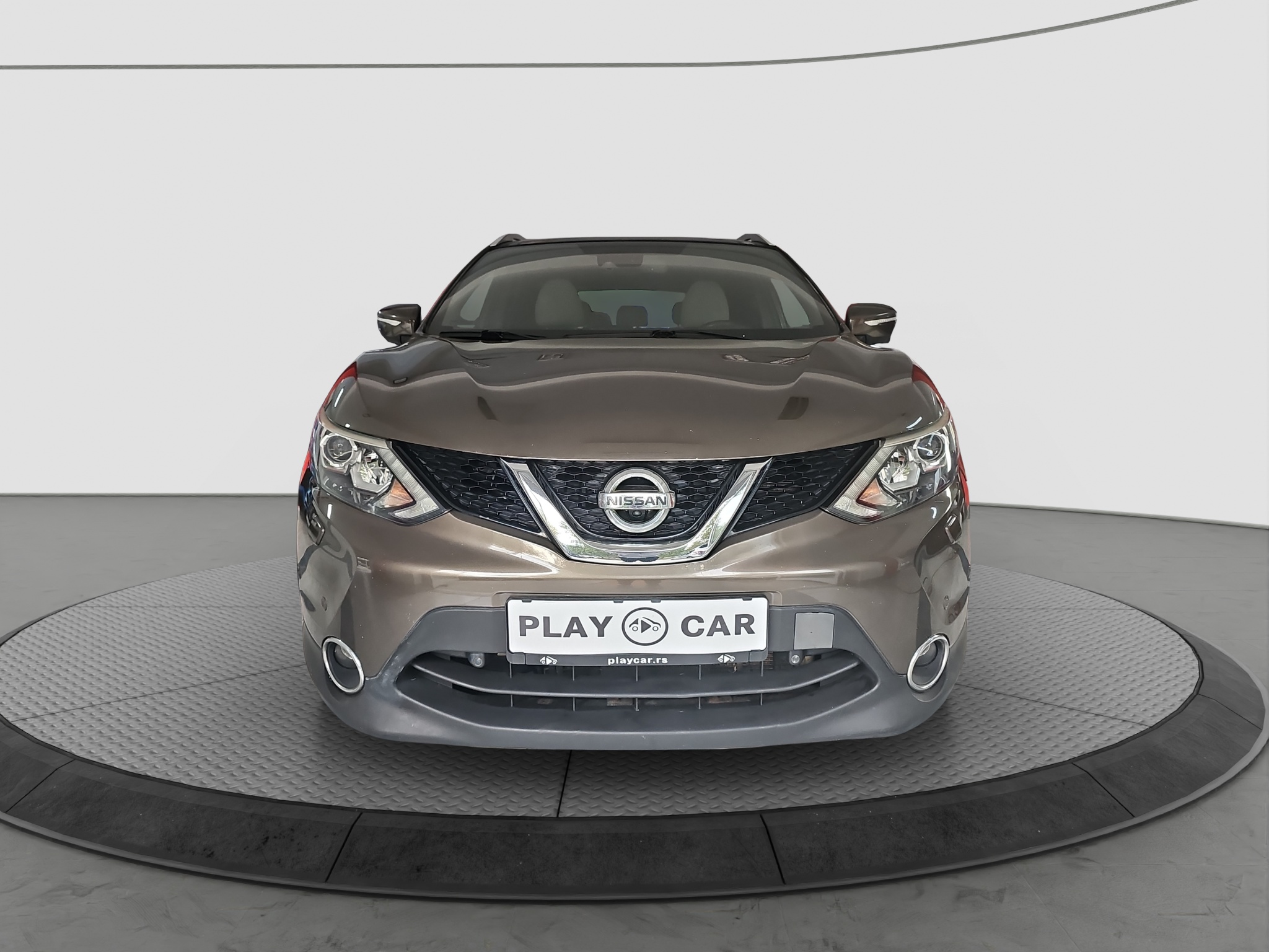 
								Nissan Qashqai TEKNA/PAN0/AUT0 full									