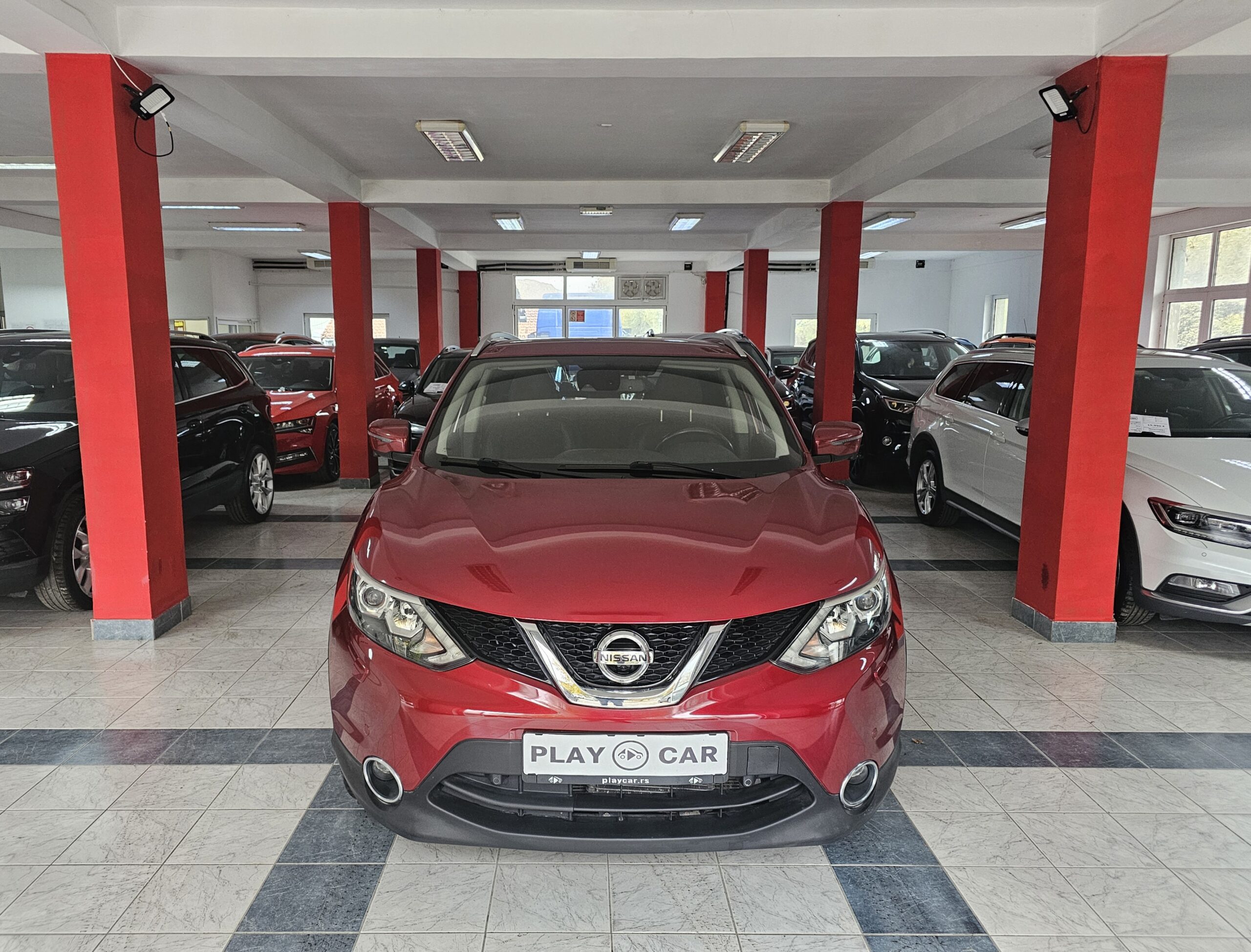 
								Nissan Qashqai TEKNA/AUTO full									