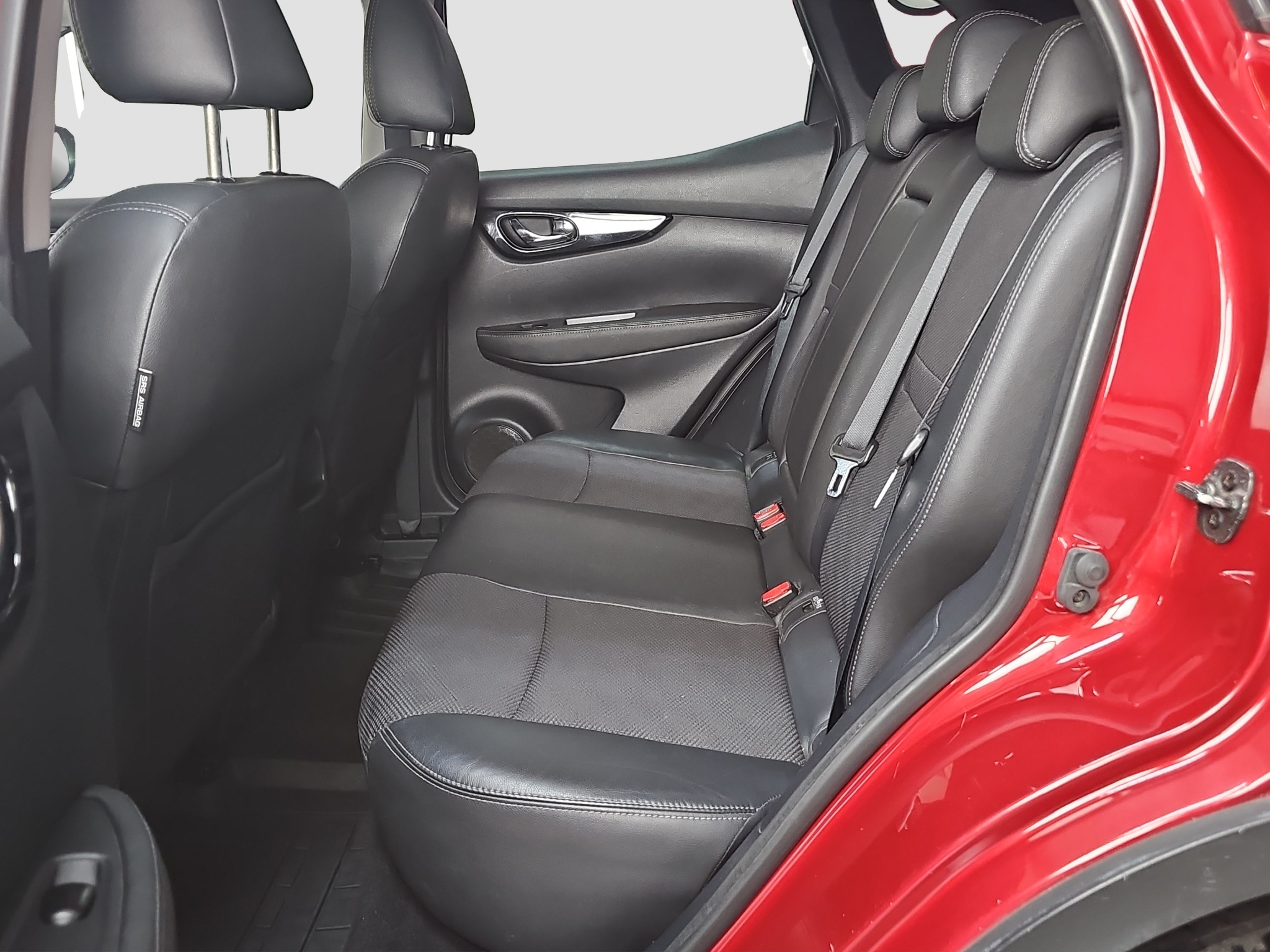 
								Nissan Qashqai TEKNA/AUTO full									