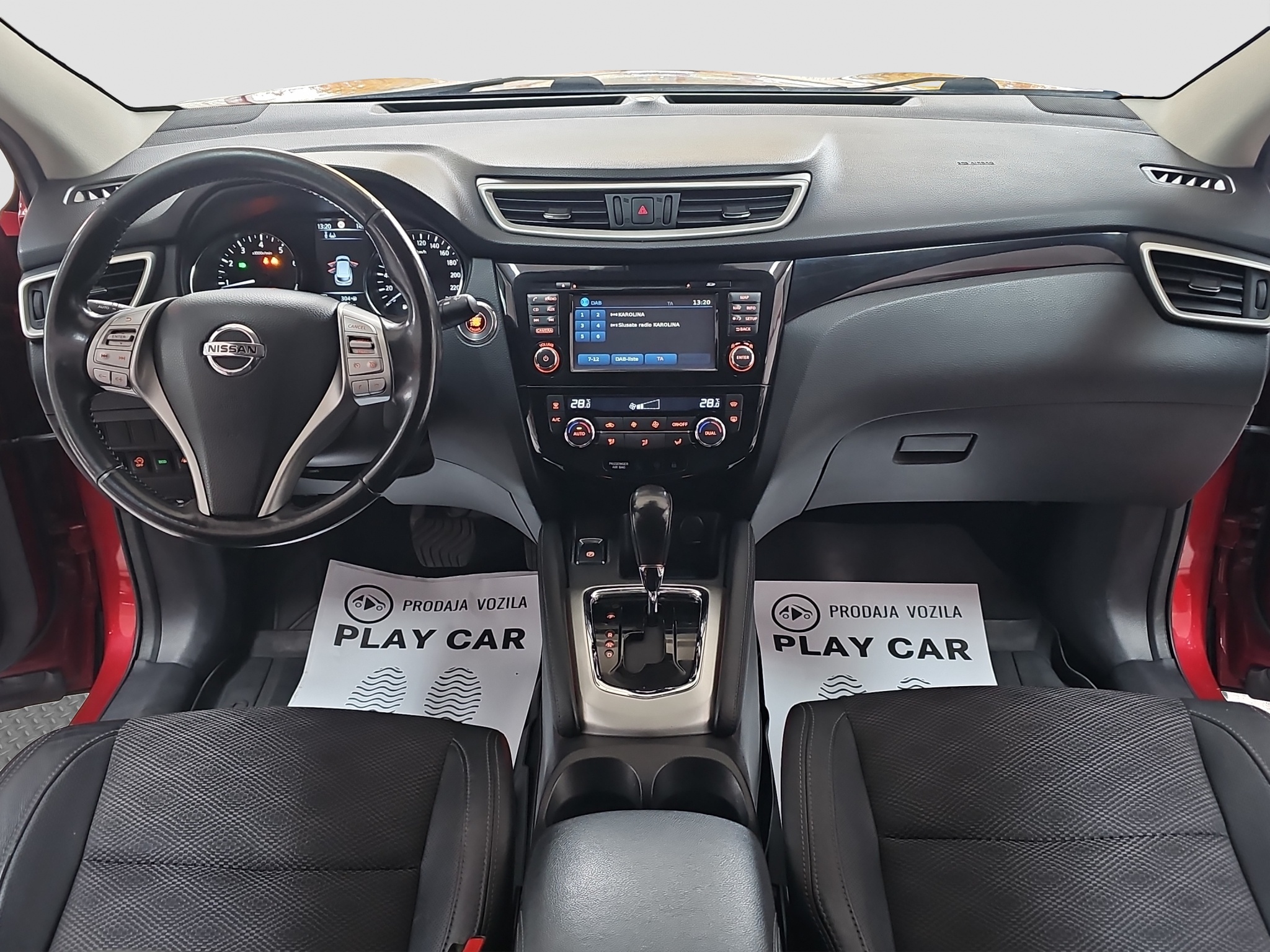 
								Nissan Qashqai TEKNA/AUTO full									