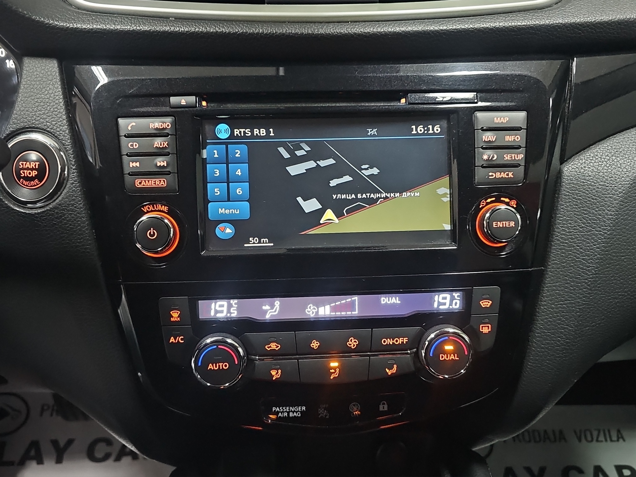 
								Nissan Qashqai TEKNA/AUTOM full									