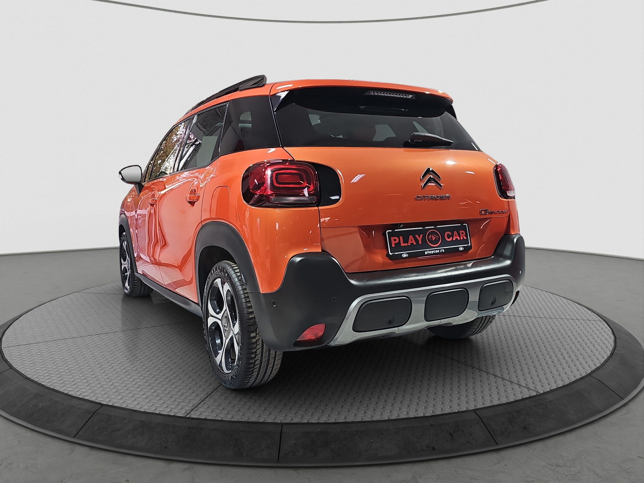 
								Citroen C3 Aircross FU.LL/ŠIBER/AUTO full									