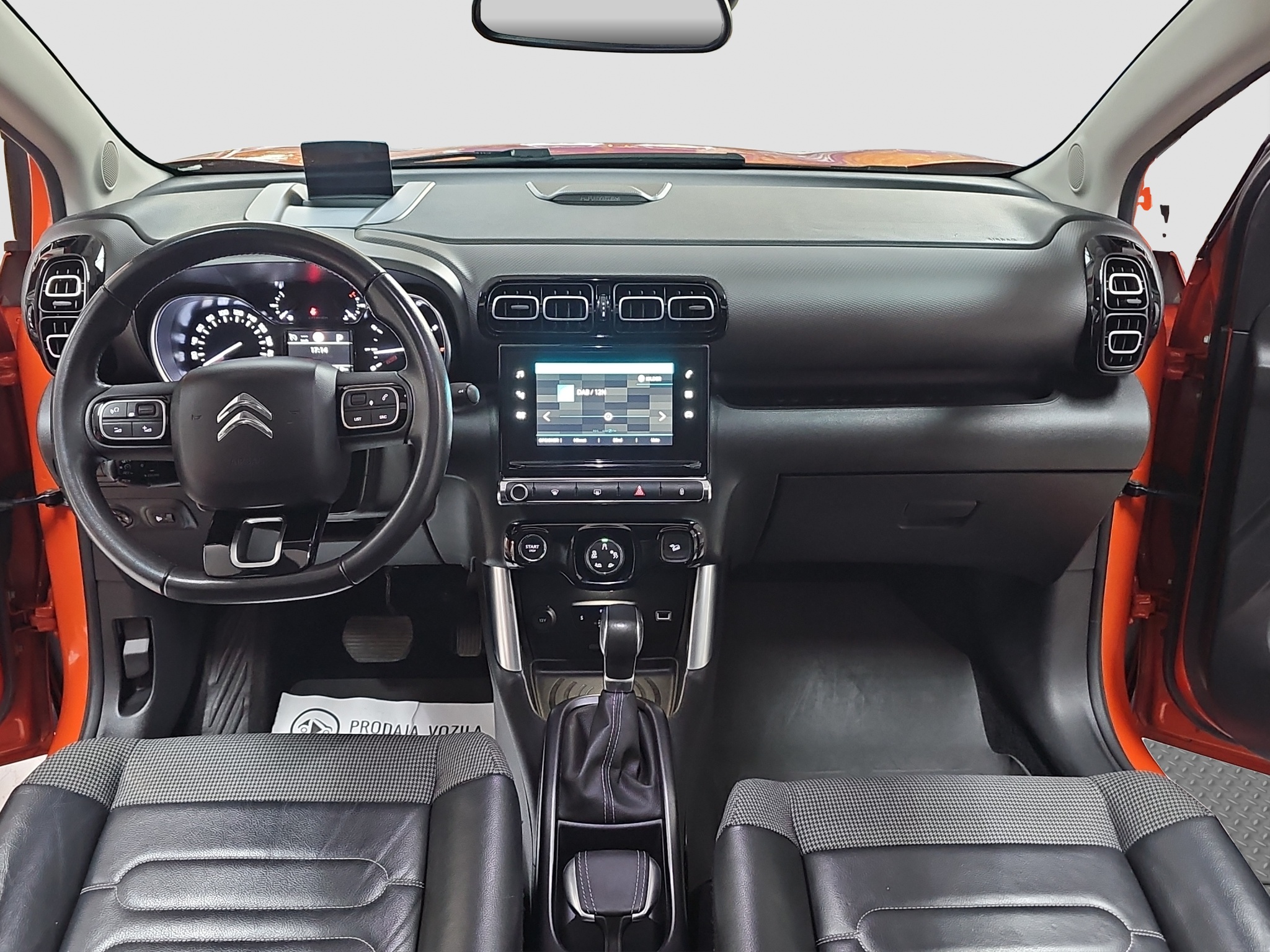 
								Citroen C3 Aircross FU.LL/ŠIBER/AUTO full									