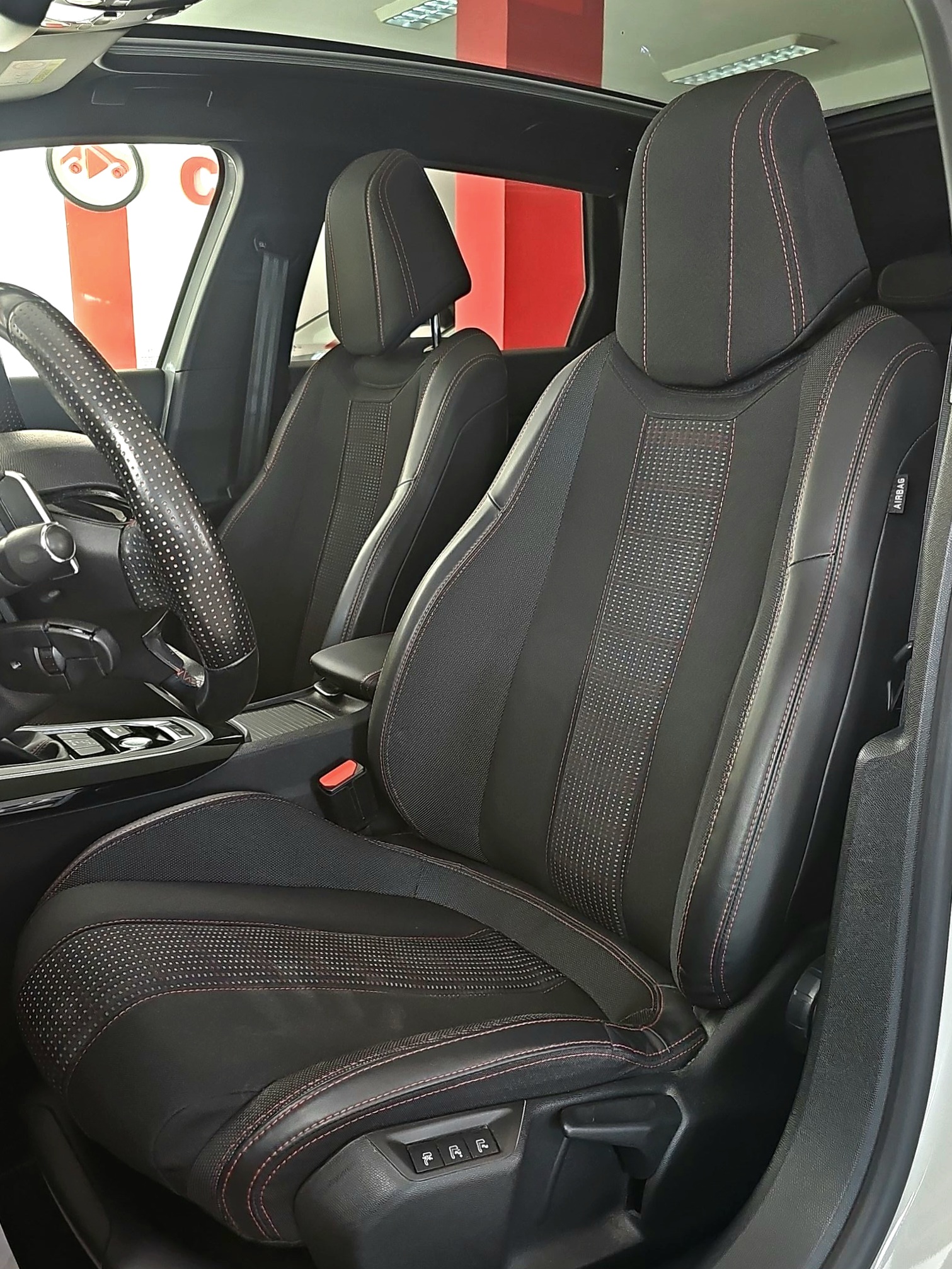 
								Peugeot 308 GT-Line /T0P full									