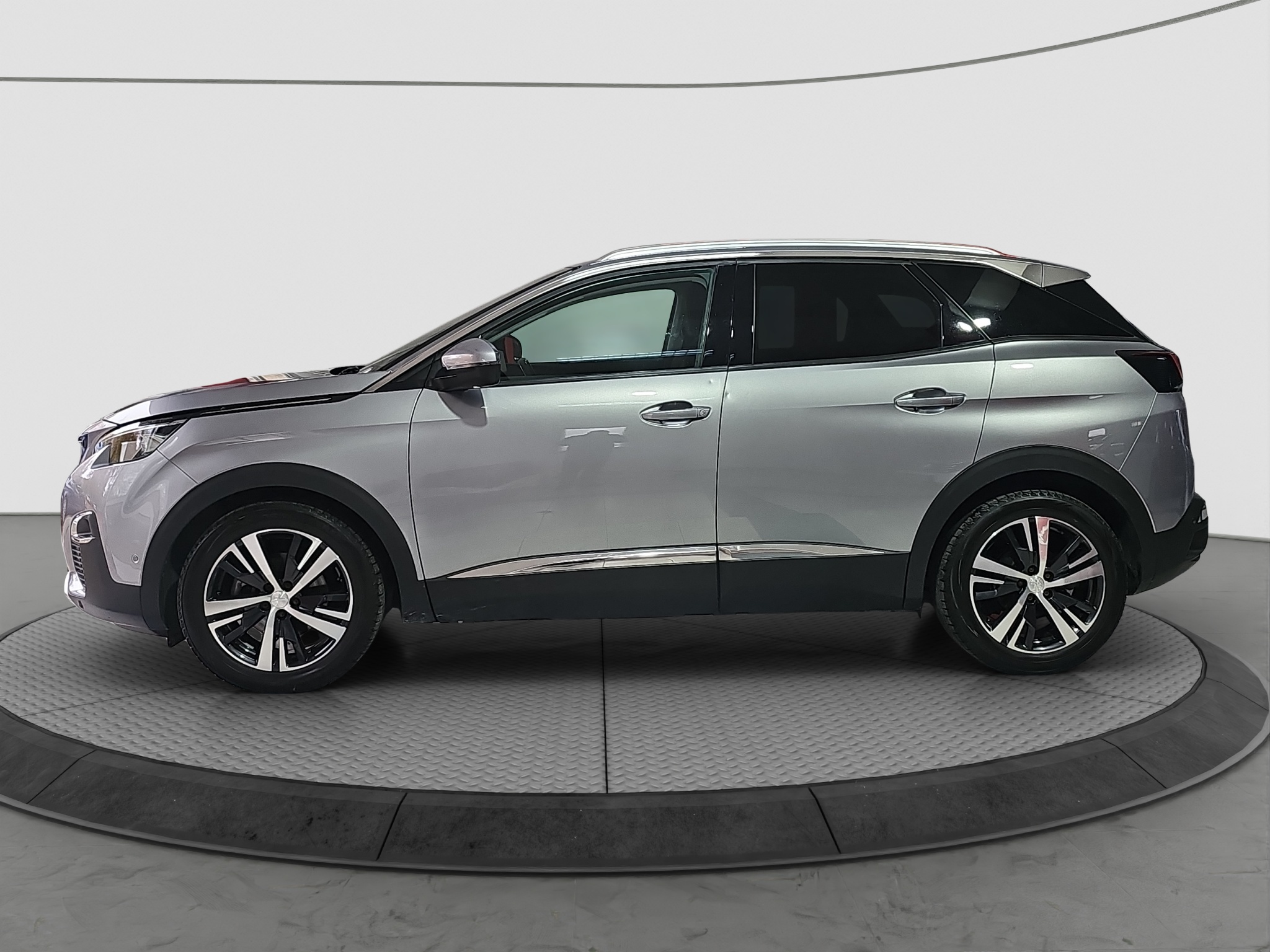 
								Peugeot 3008 ODLIČAN/AUTO full									