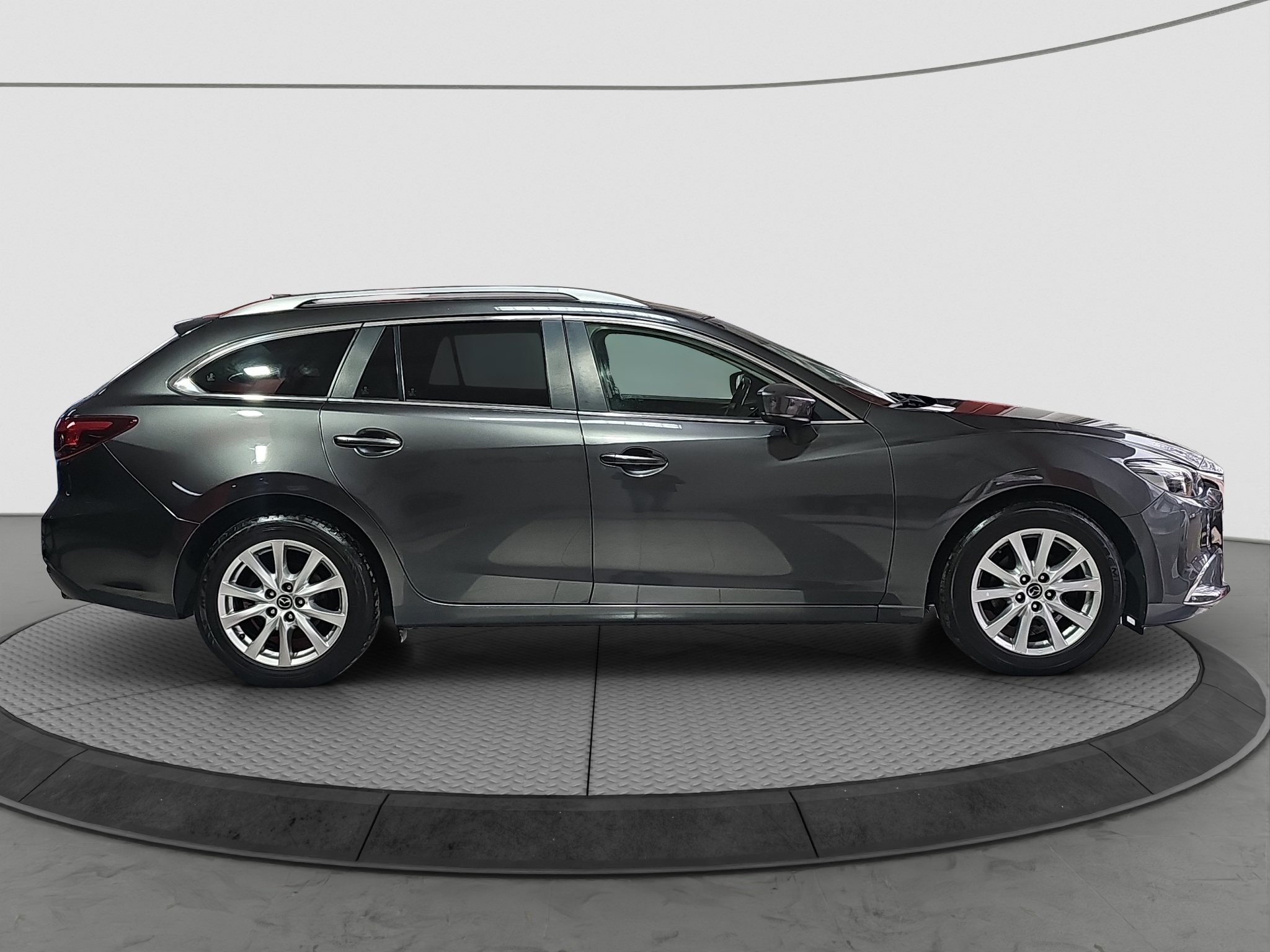 
								Mazda 6 AUTO.MATIC full									