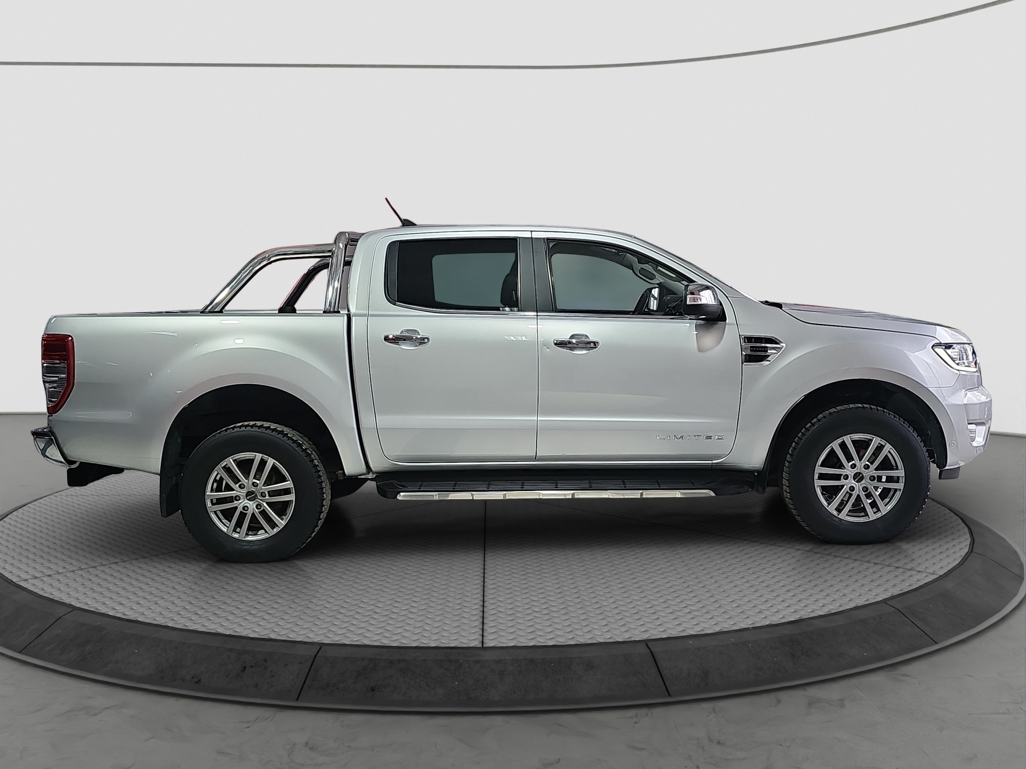 
								Ford Ranger LIMITED/T0P full									