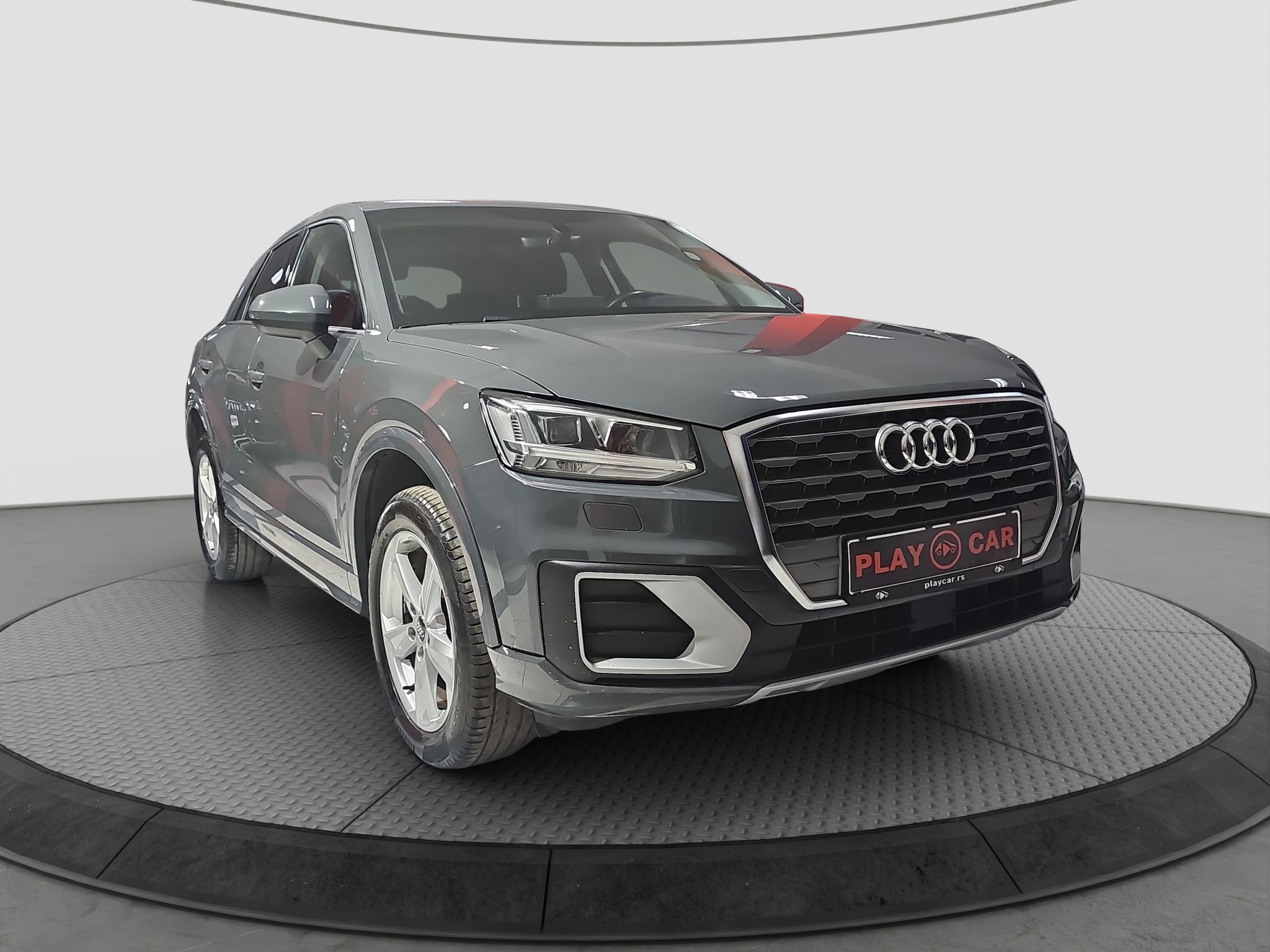 
								Audi Q2 AUTO/FU.LL full									