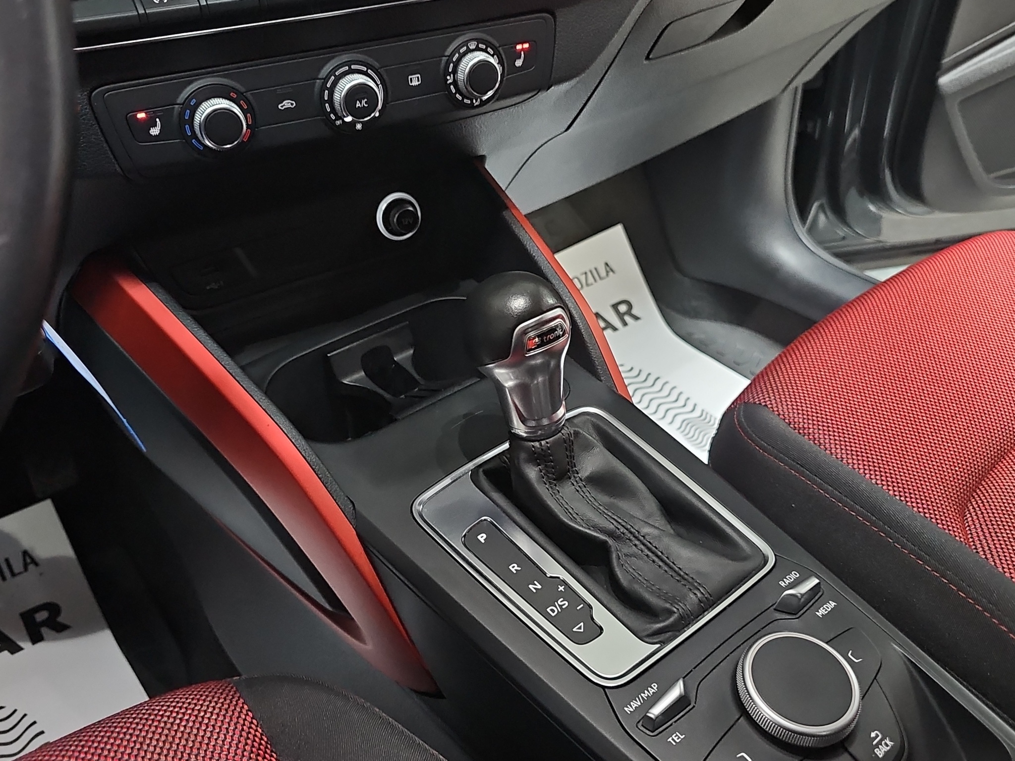 
								Audi Q2 AUTO/FU.LL full									