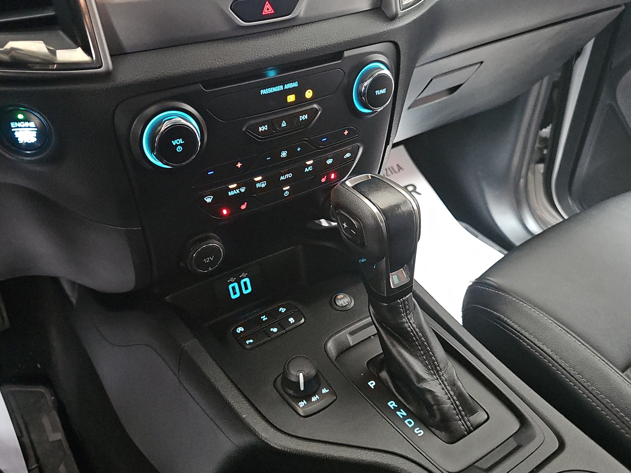 
								Ford Ranger LIMITED/T0P full									