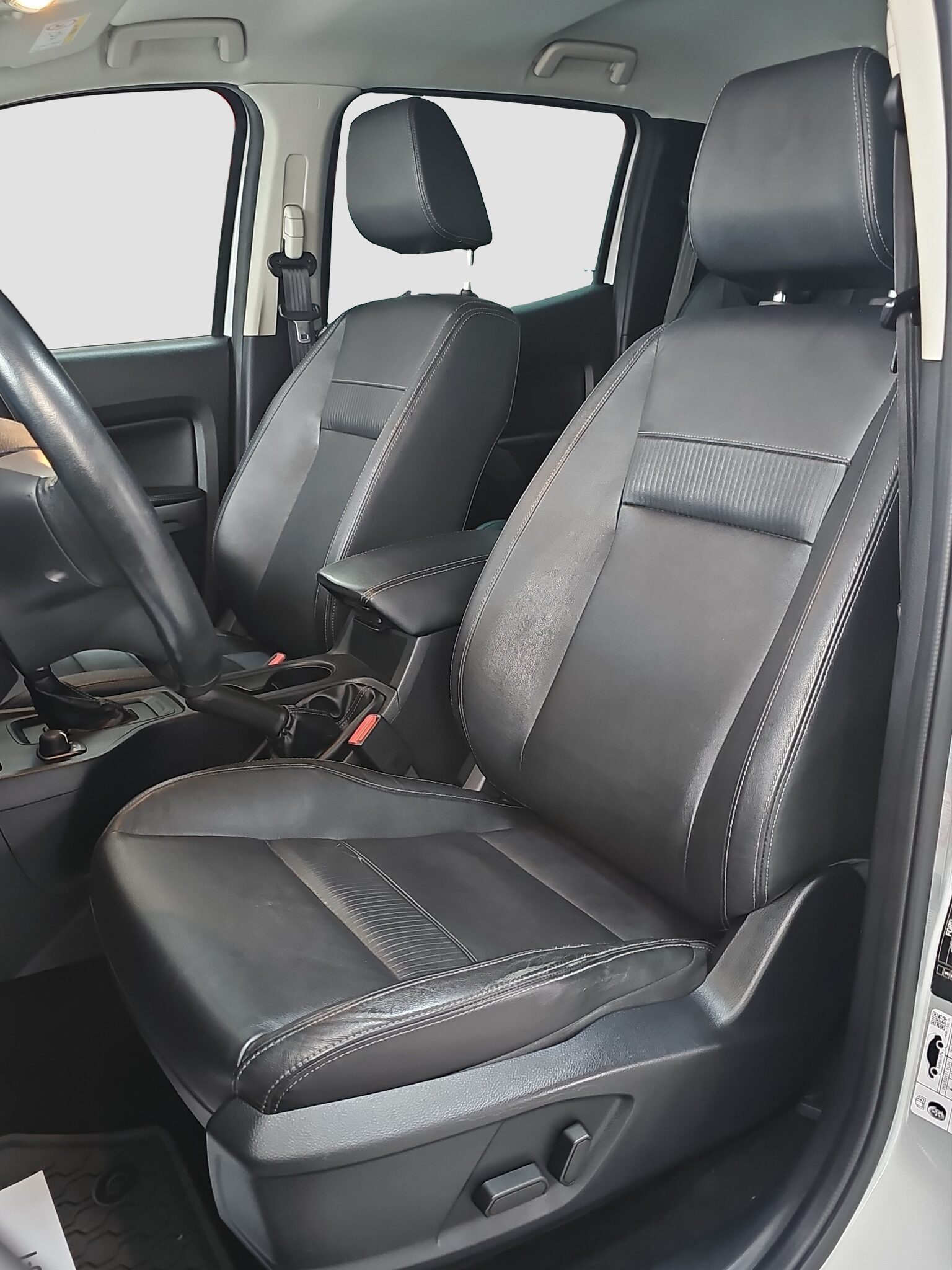 
								Ford Ranger LIMITED/T0P full									