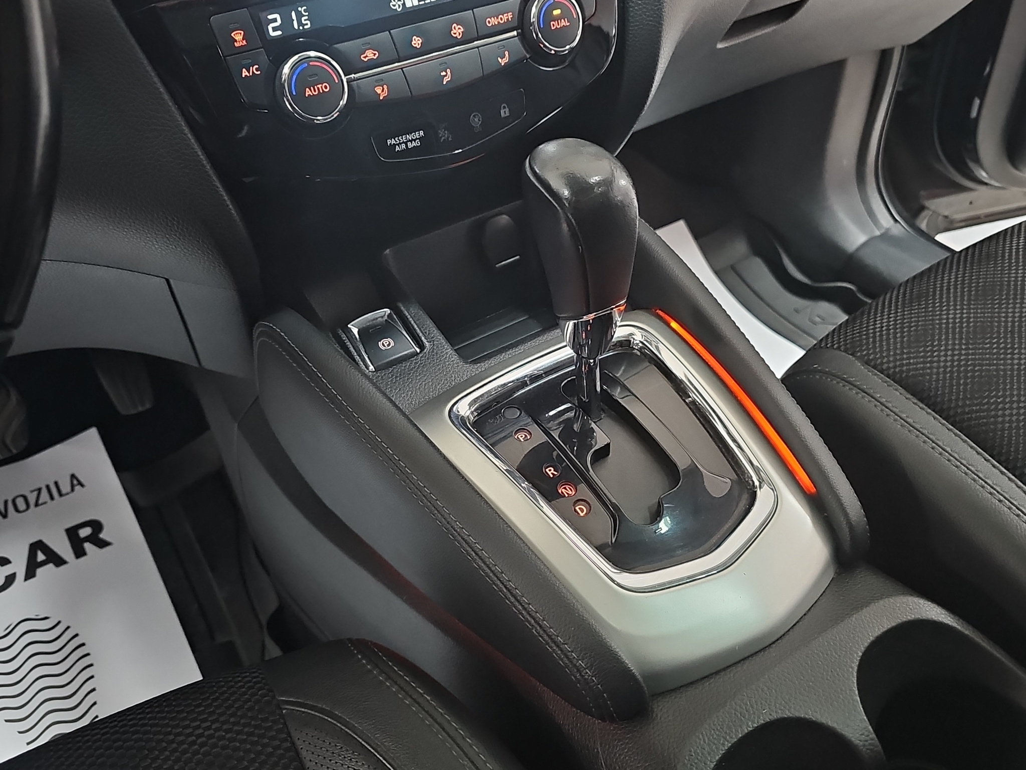 
								Nissan Qashqai TEKNA/AUTO full									