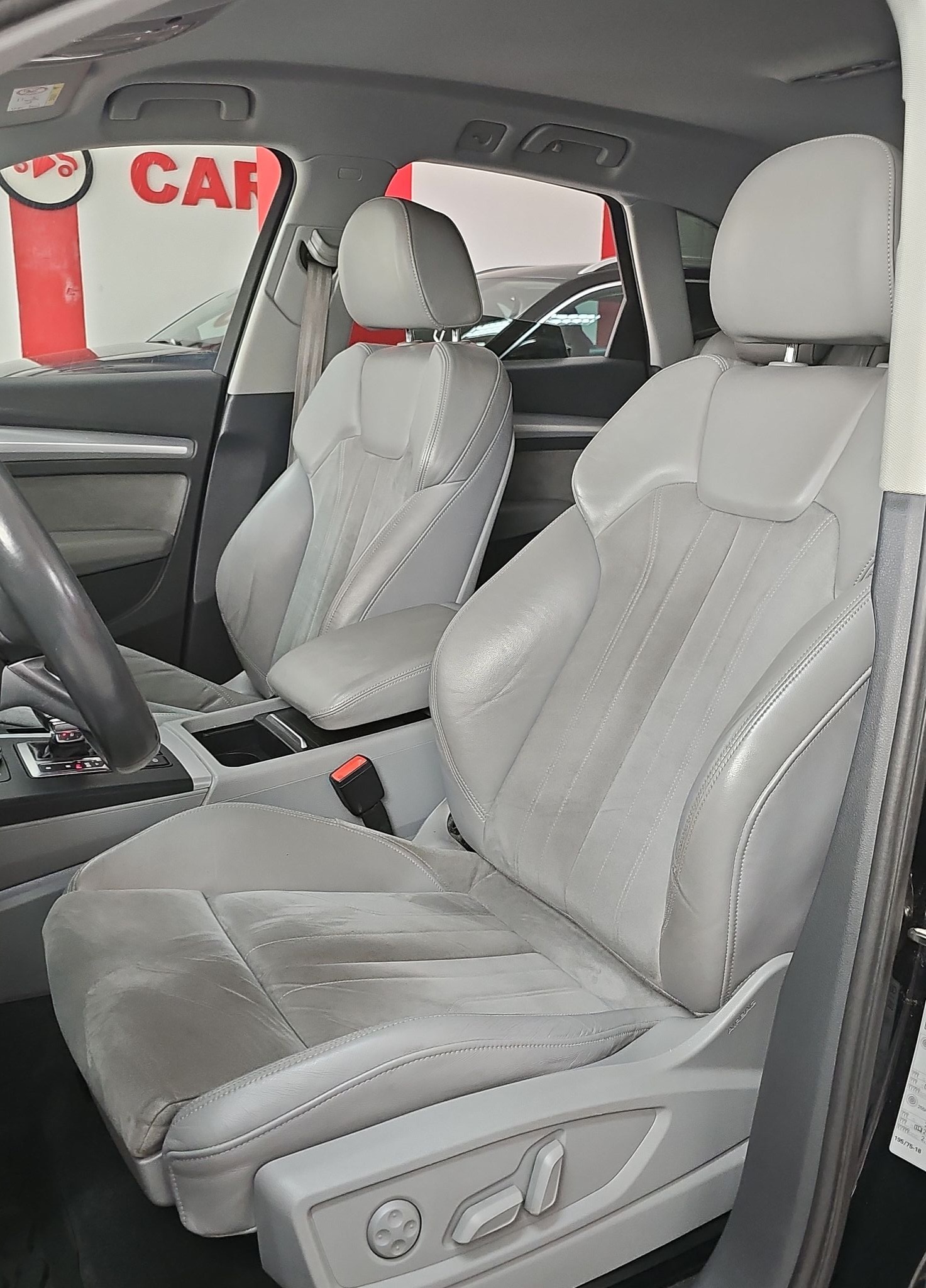 
								Audi Q5 VIRT/AUTO/4×4 full									