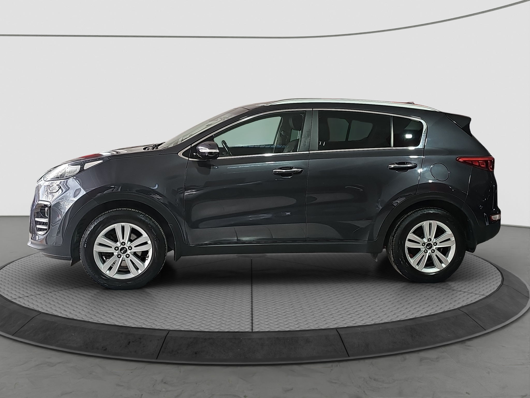 
								Kia Sportage ODLI.ČAN full									