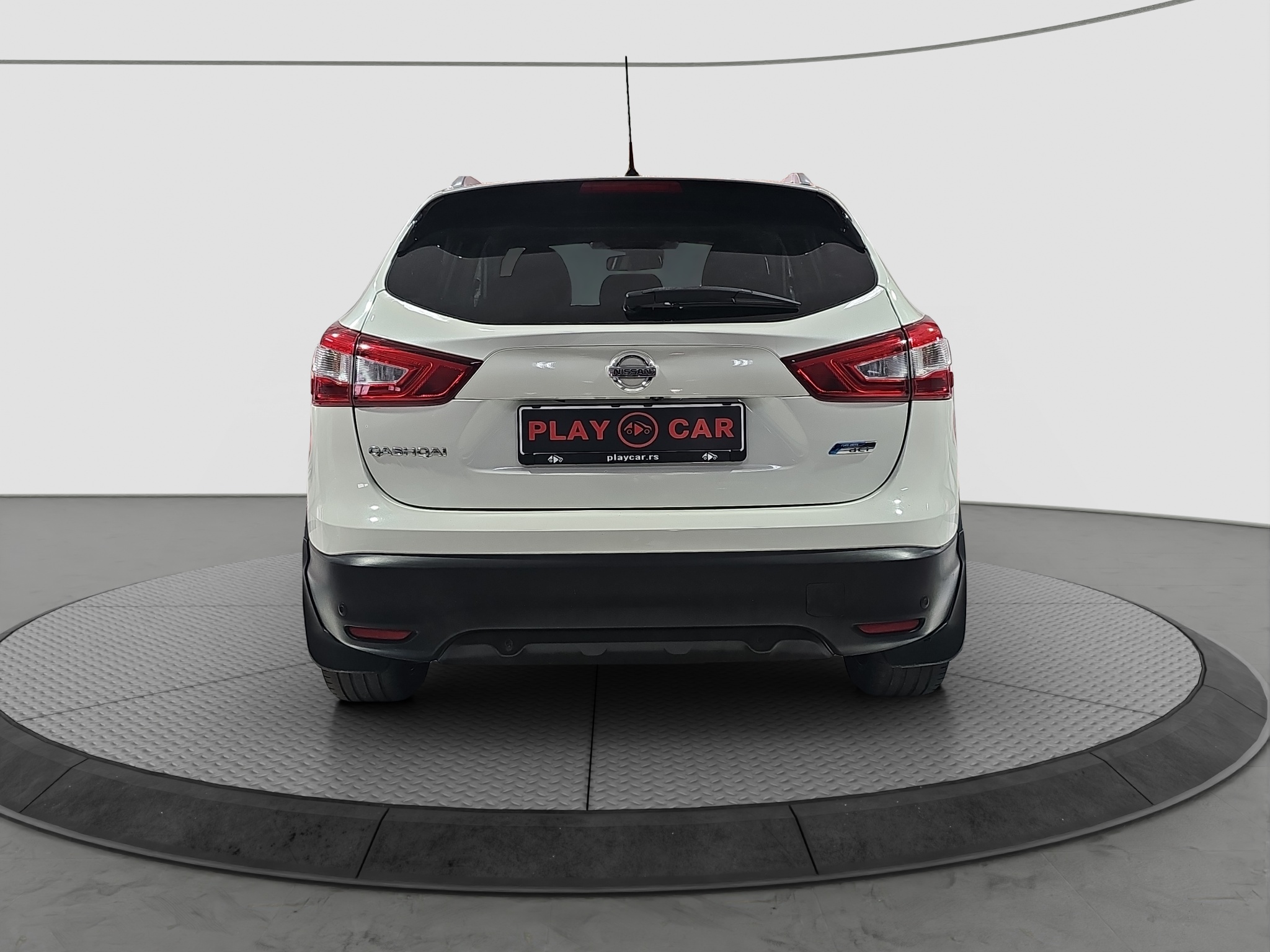 
								Nissan Qashqai TEKNA/T0P full									