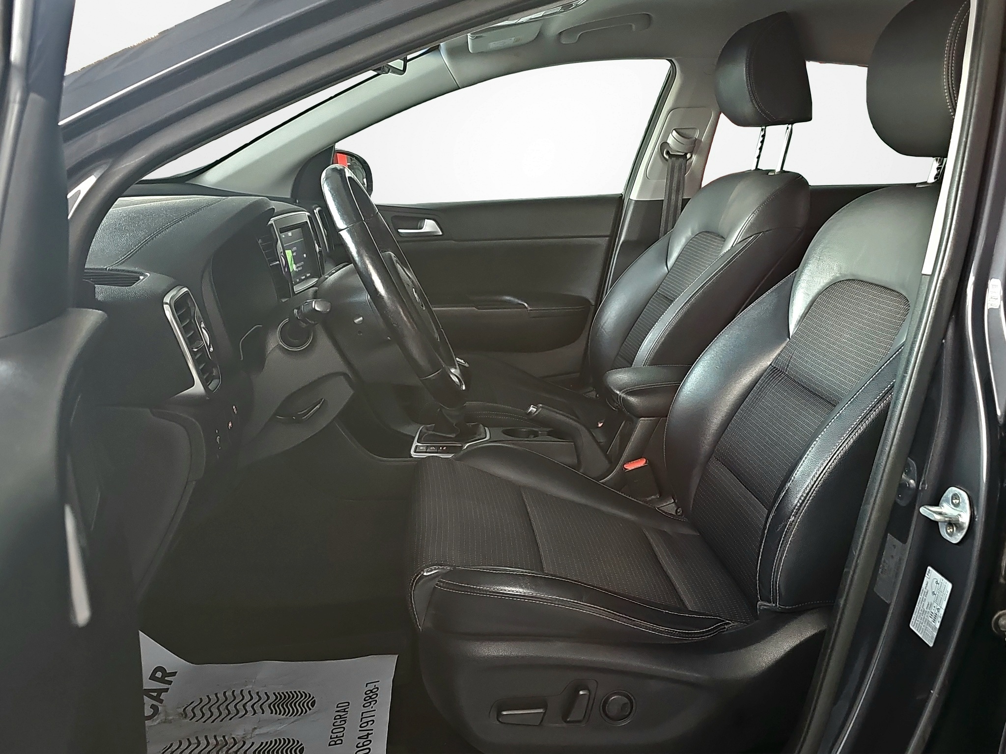 
								Kia Sportage ODLI.ČAN full									