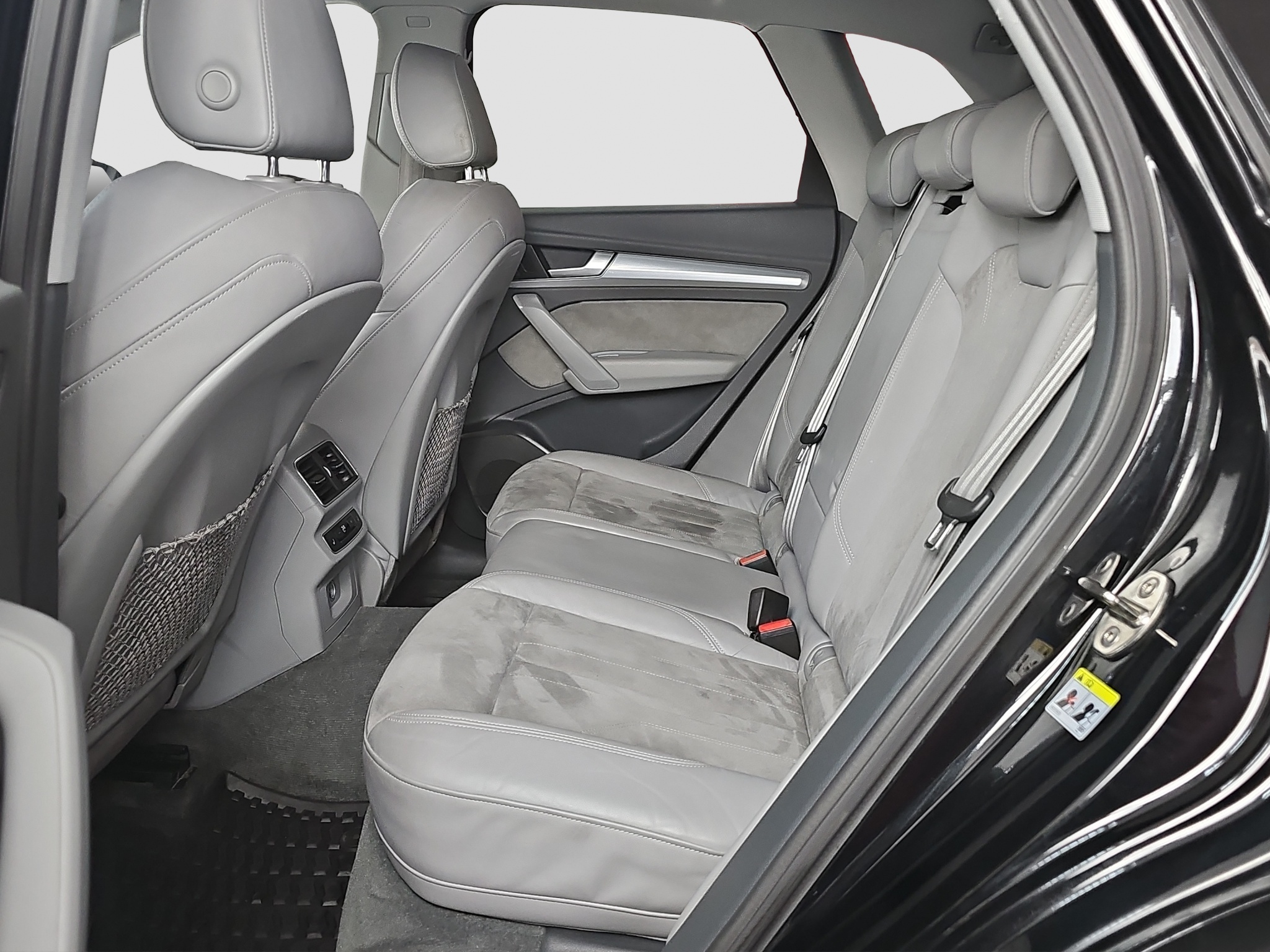 
								Audi Q5 VIRT/AUTO/4×4 full									