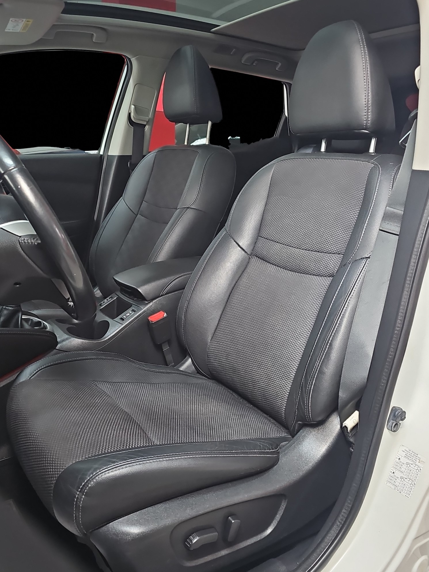 
								Nissan Qashqai TEKNA/T0P full									