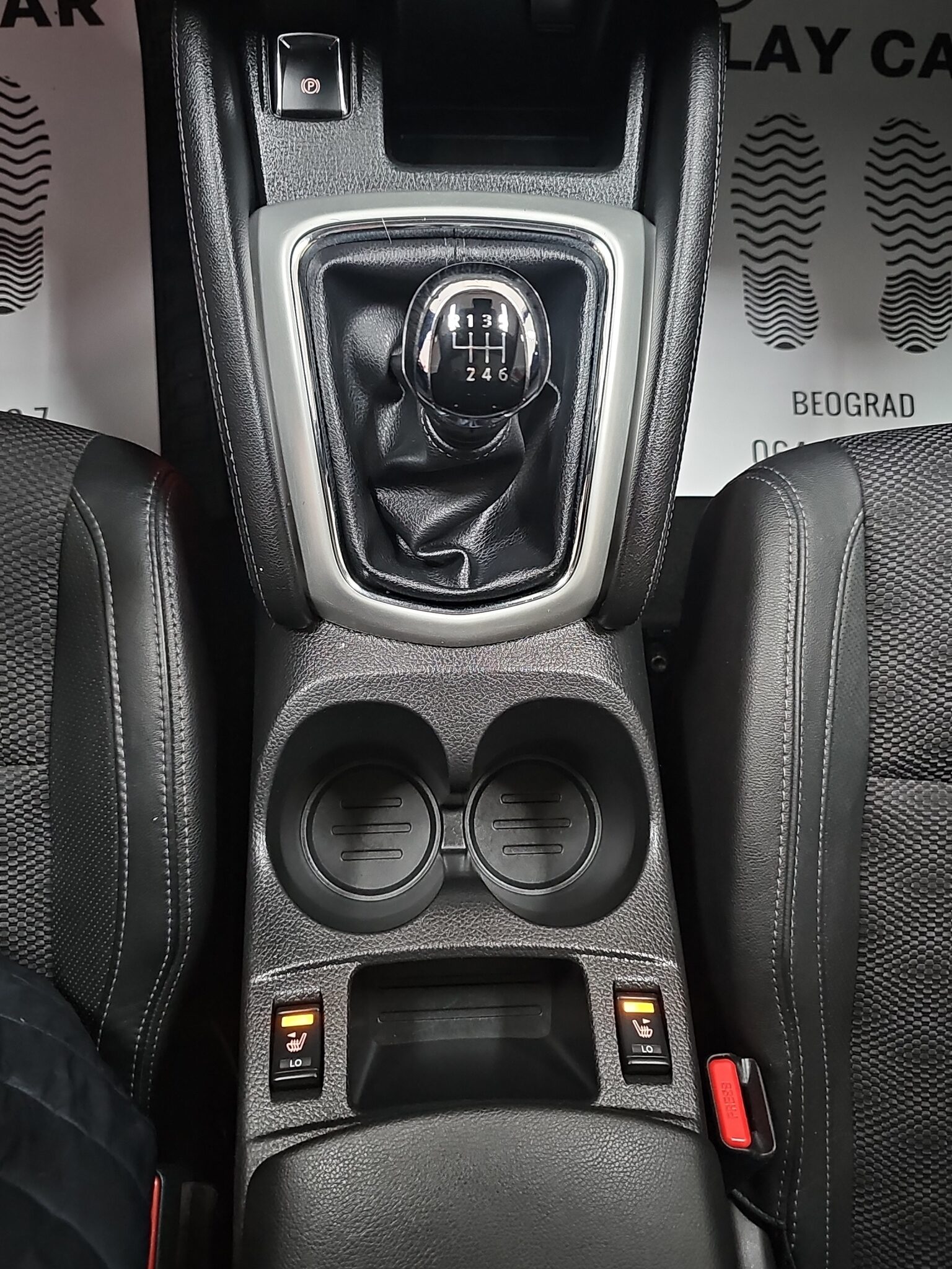 
								Nissan Qashqai TEKNA/T0P full									