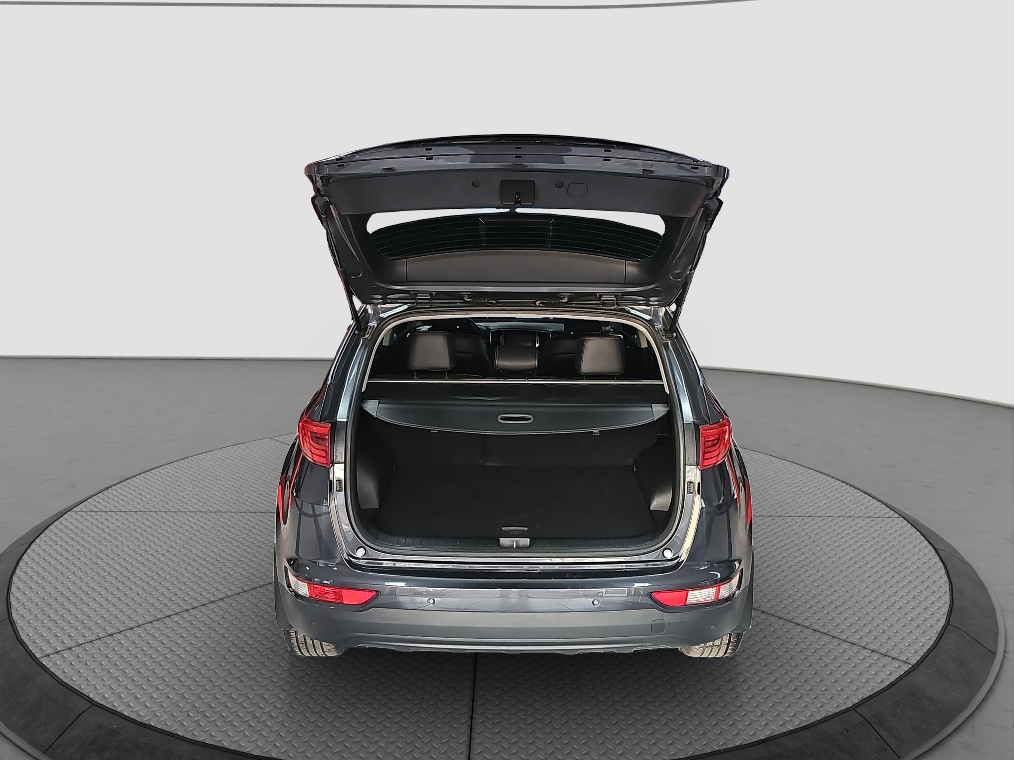 
								Kia Sportage ODLI.ČAN full									