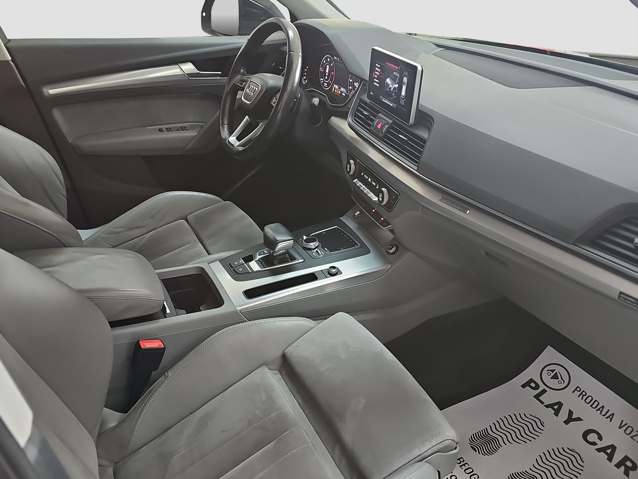 
								Audi Q5 VIRT/AUTO/4×4 full									