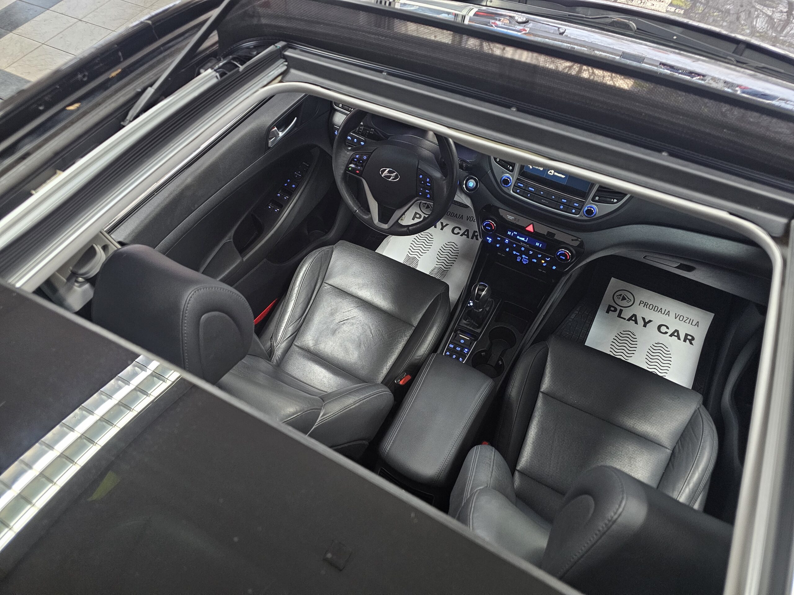 
								Hyundai Tucson AUTO/SIBER/FU.LL full									