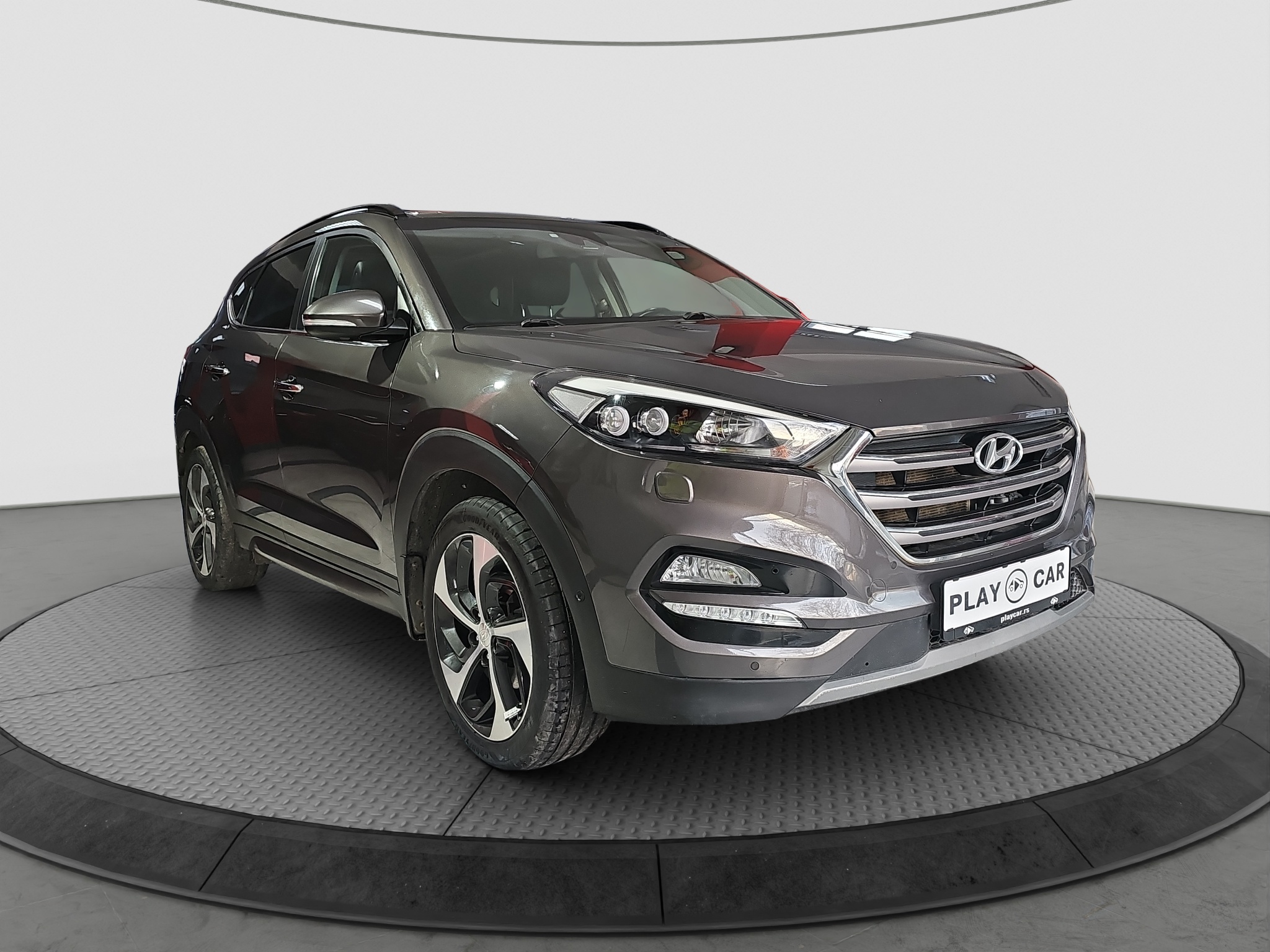 
								Hyundai Tucson AUTO/SIBER/FU.LL full									