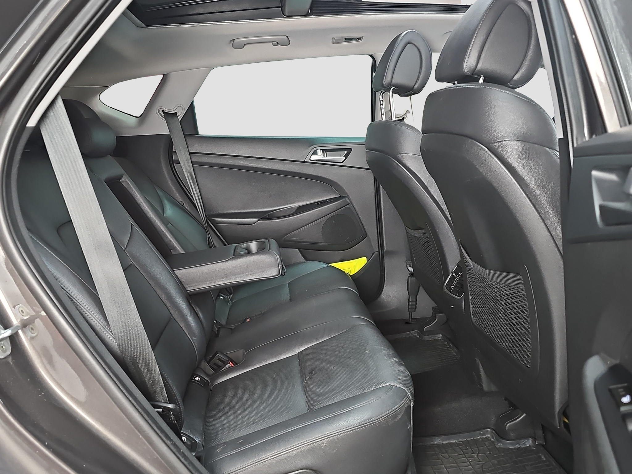 
								Hyundai Tucson AUTO/SIBER/FU.LL full									