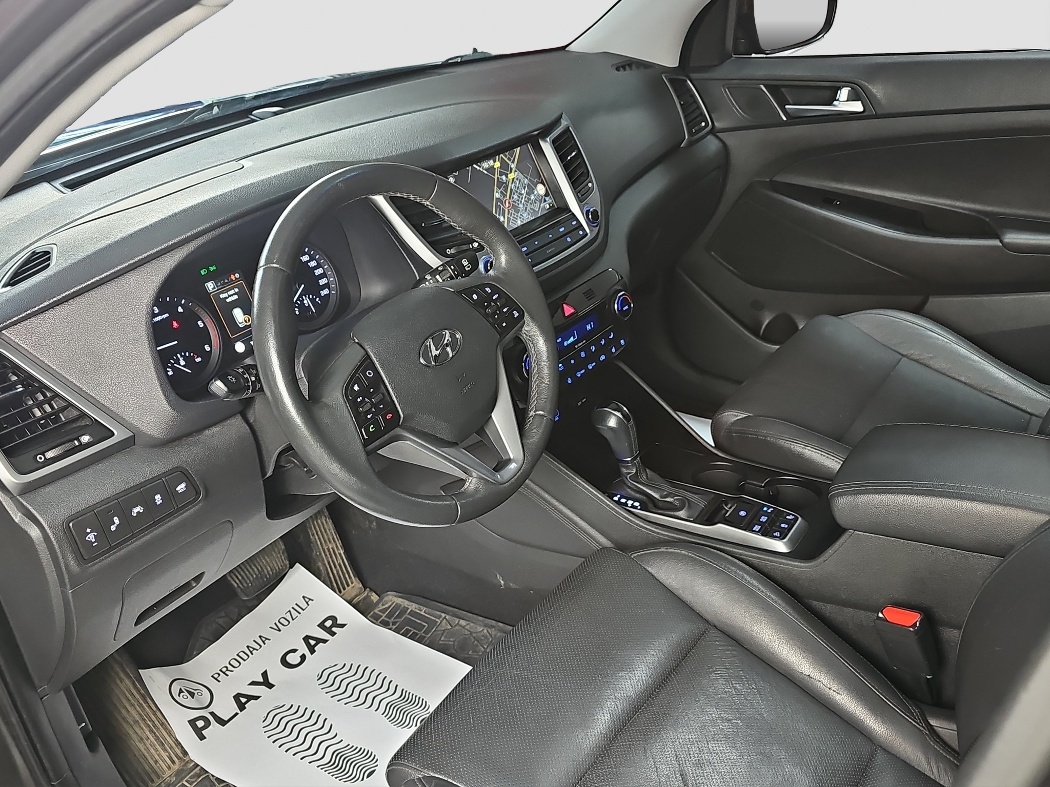 
								Hyundai Tucson AUTO/SIBER/FU.LL full									