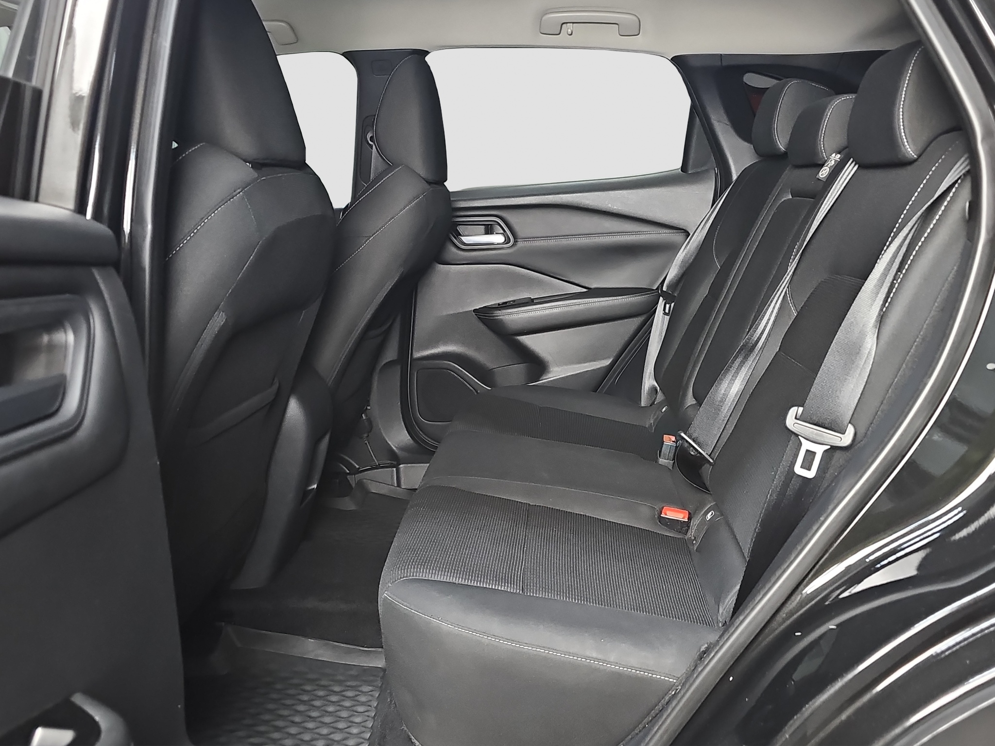 
								Nissan Qashqai MILD HYBRID/T.O.P full									