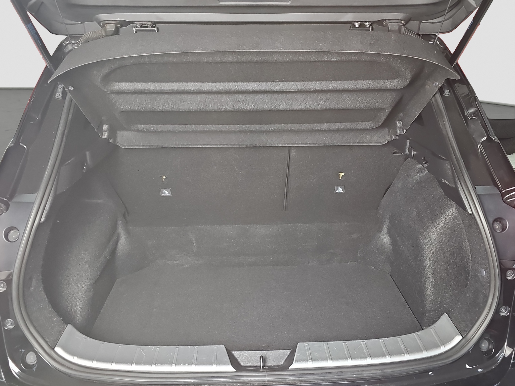 
								Nissan Qashqai MILD HYBRID/T.O.P full									