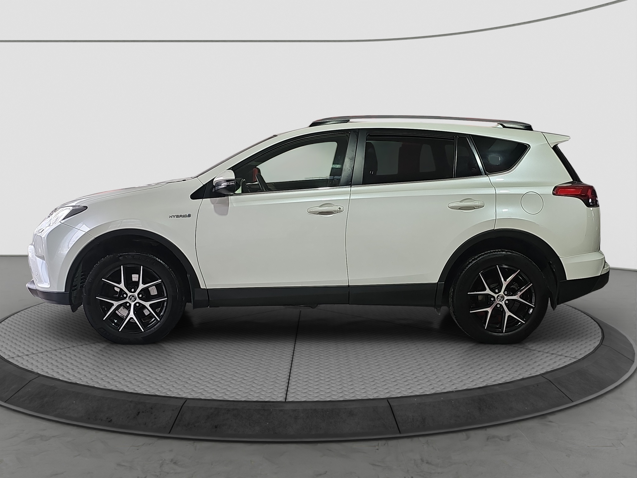 
								Toyota RAV 4 NordEdition/T.O.P full									