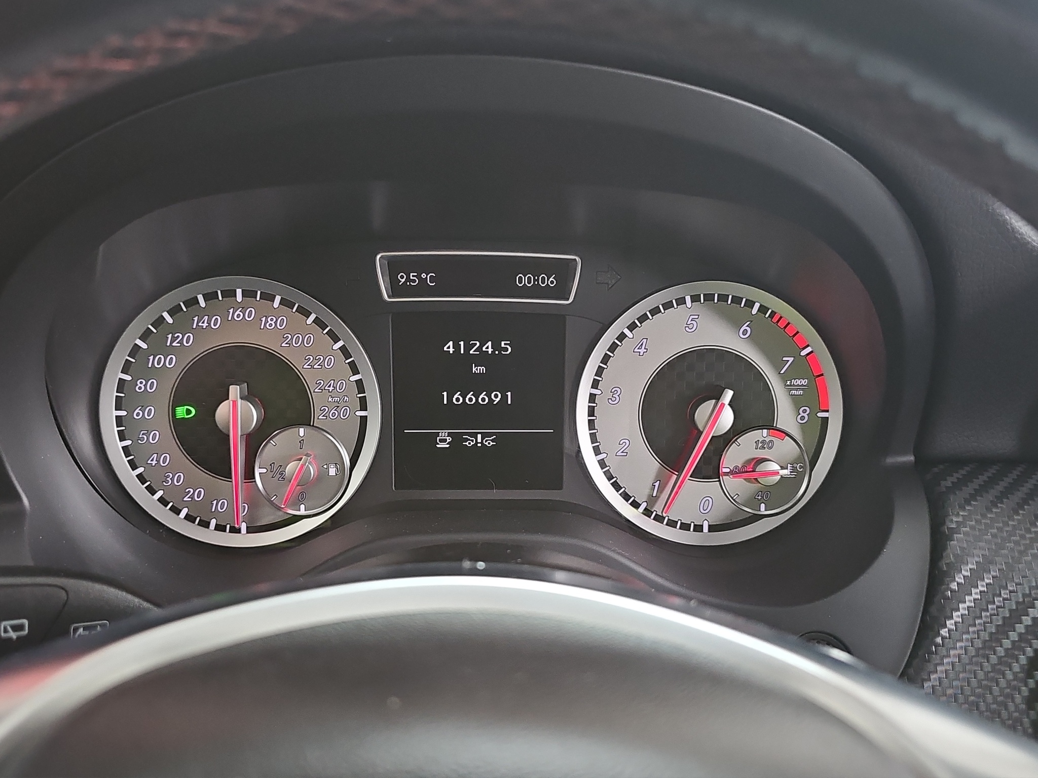 
								Mercedes Benz A 180 AMG/uradjen VELIKI full									