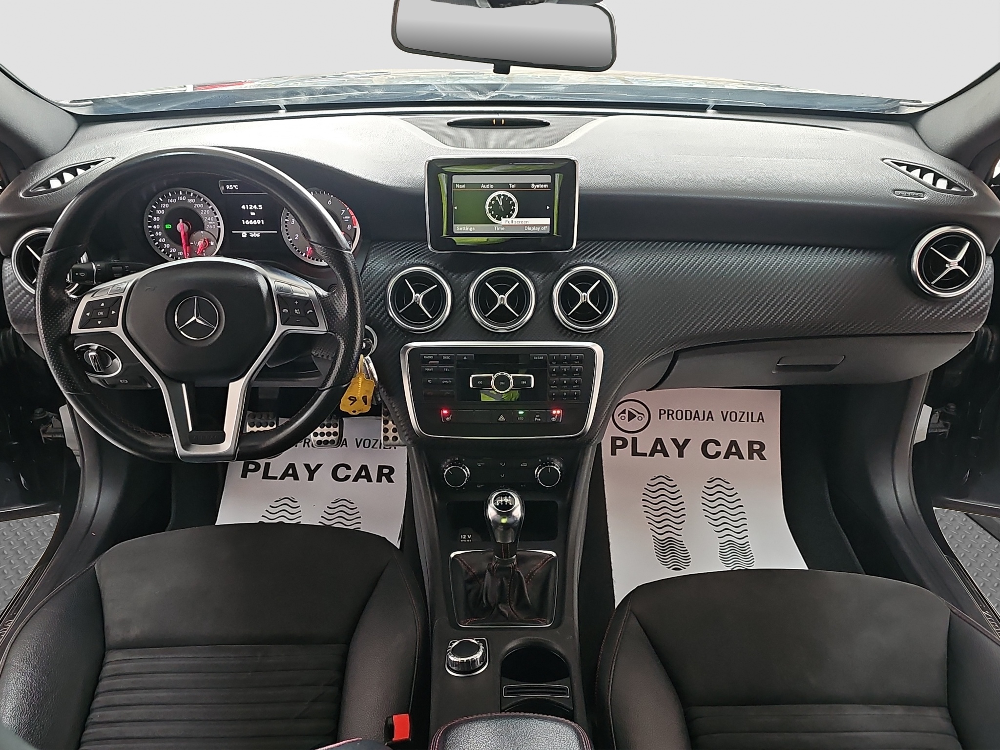 
								Mercedes Benz A 180 AMG/uradjen VELIKI full									