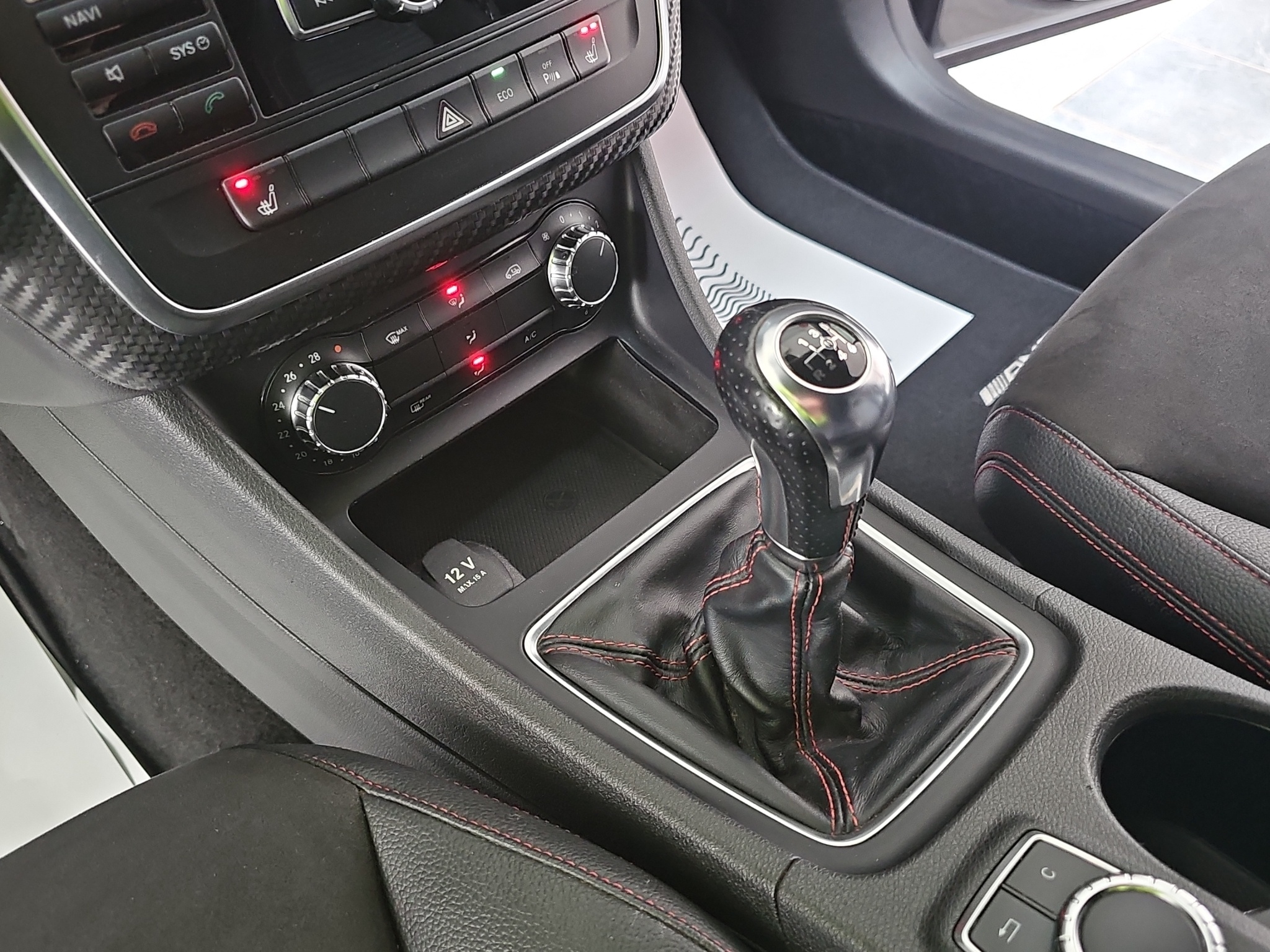 
								Mercedes Benz A 180 AMG/uradjen VELIKI full									