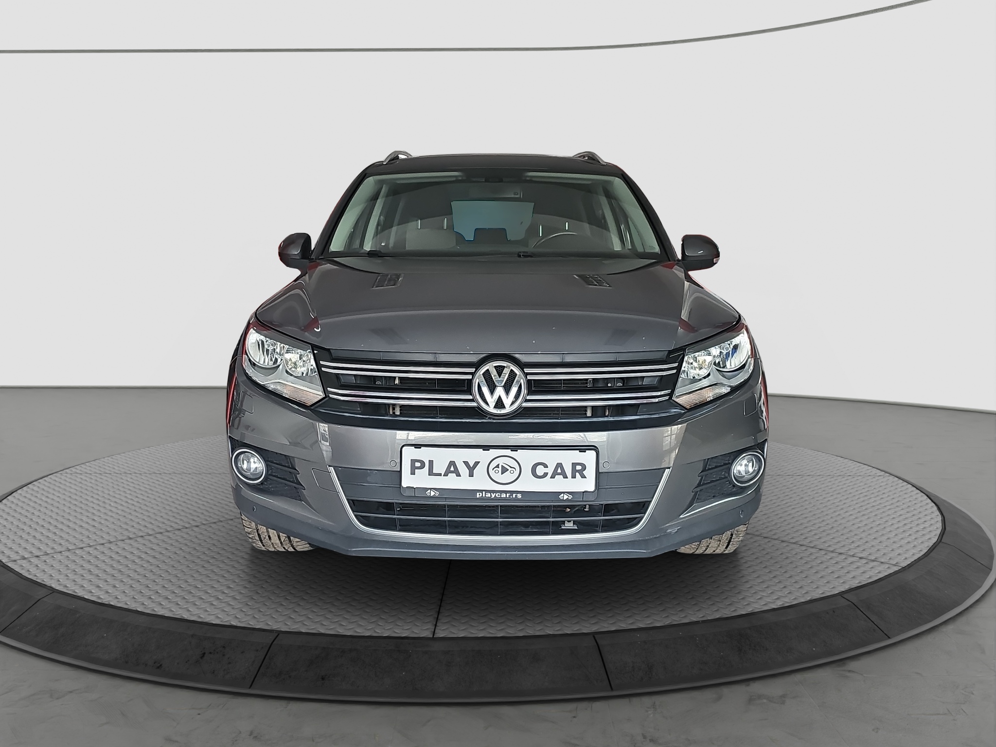 
								Volkswagen Tiguan 4Motion/AUTOM full									