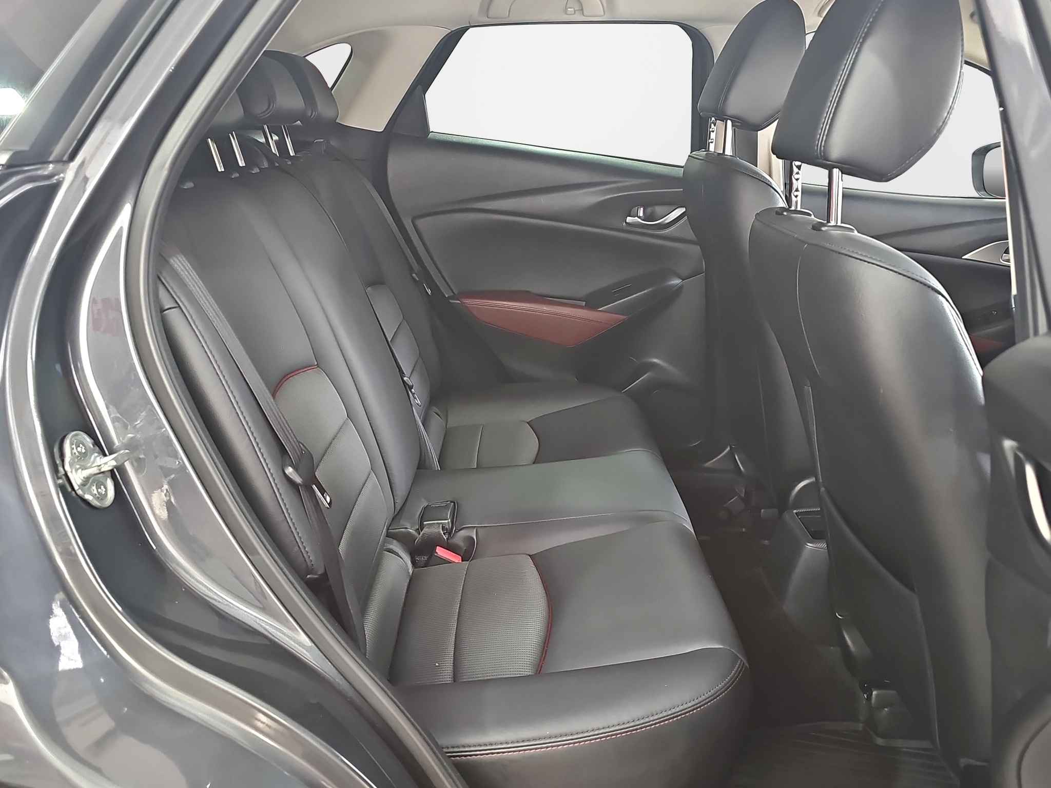 
								Mazda CX-3 OPTIMUM/AUT. full									