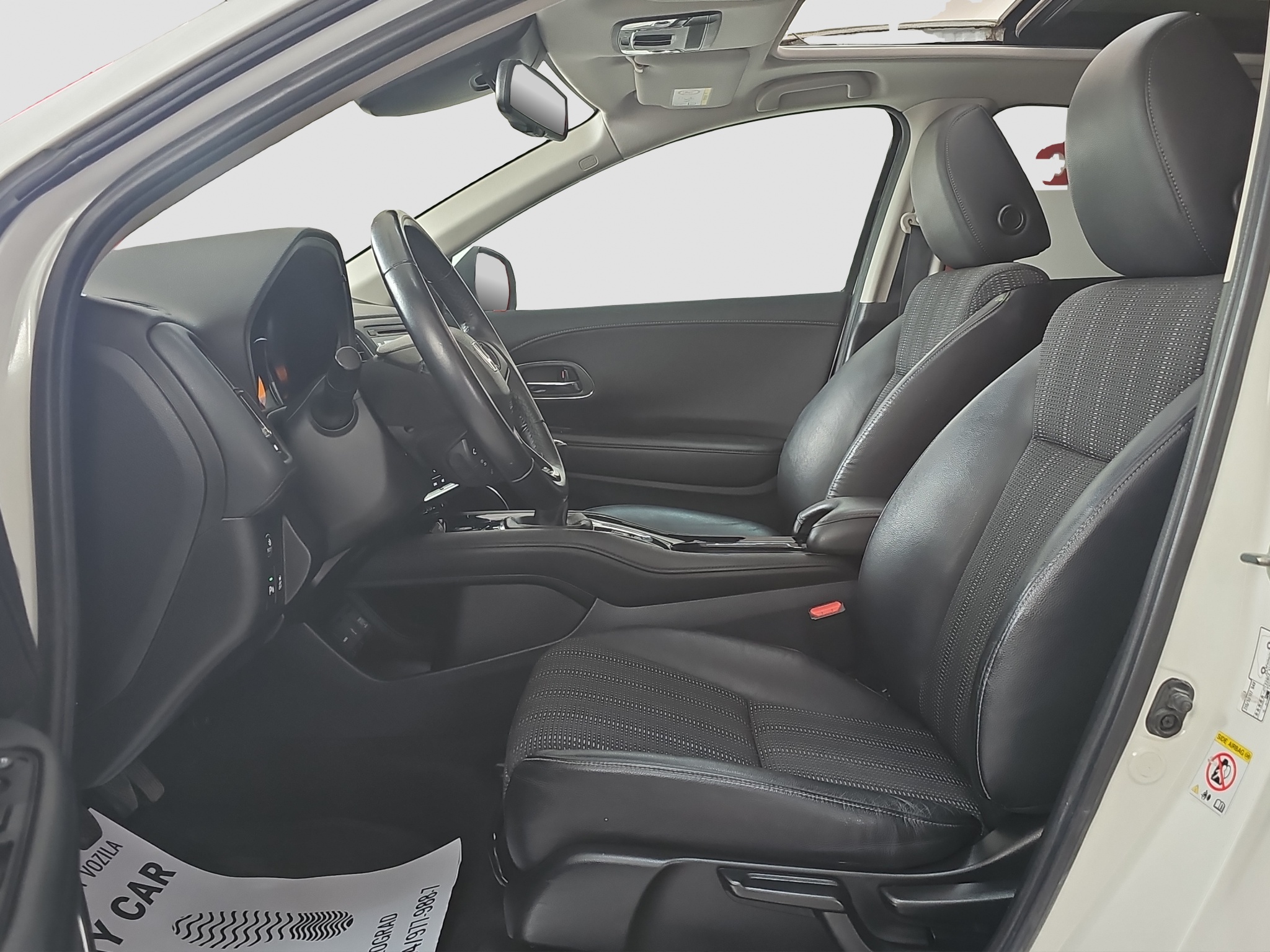 
								Honda HR-V PANO/SIBER/FU.LL full									