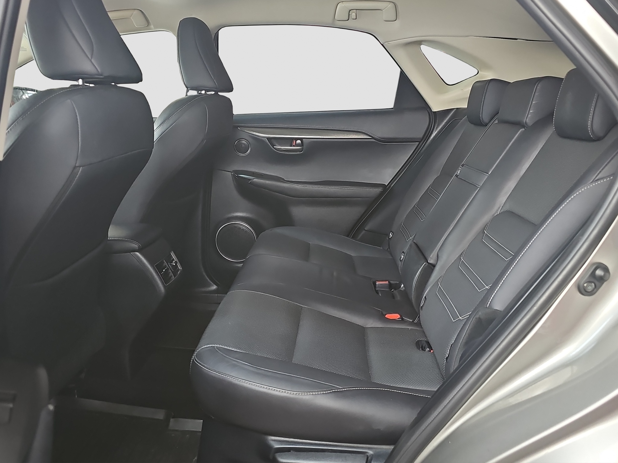 
								Lexus NX300 4X4/ODLIČAN full									