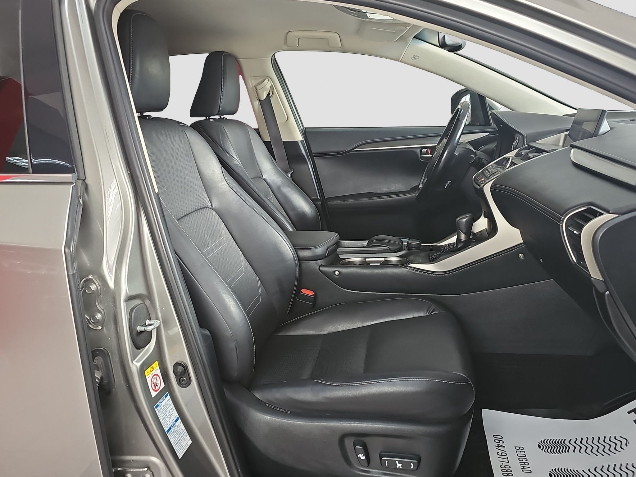 
								Lexus NX300 4X4/ODLIČAN full									