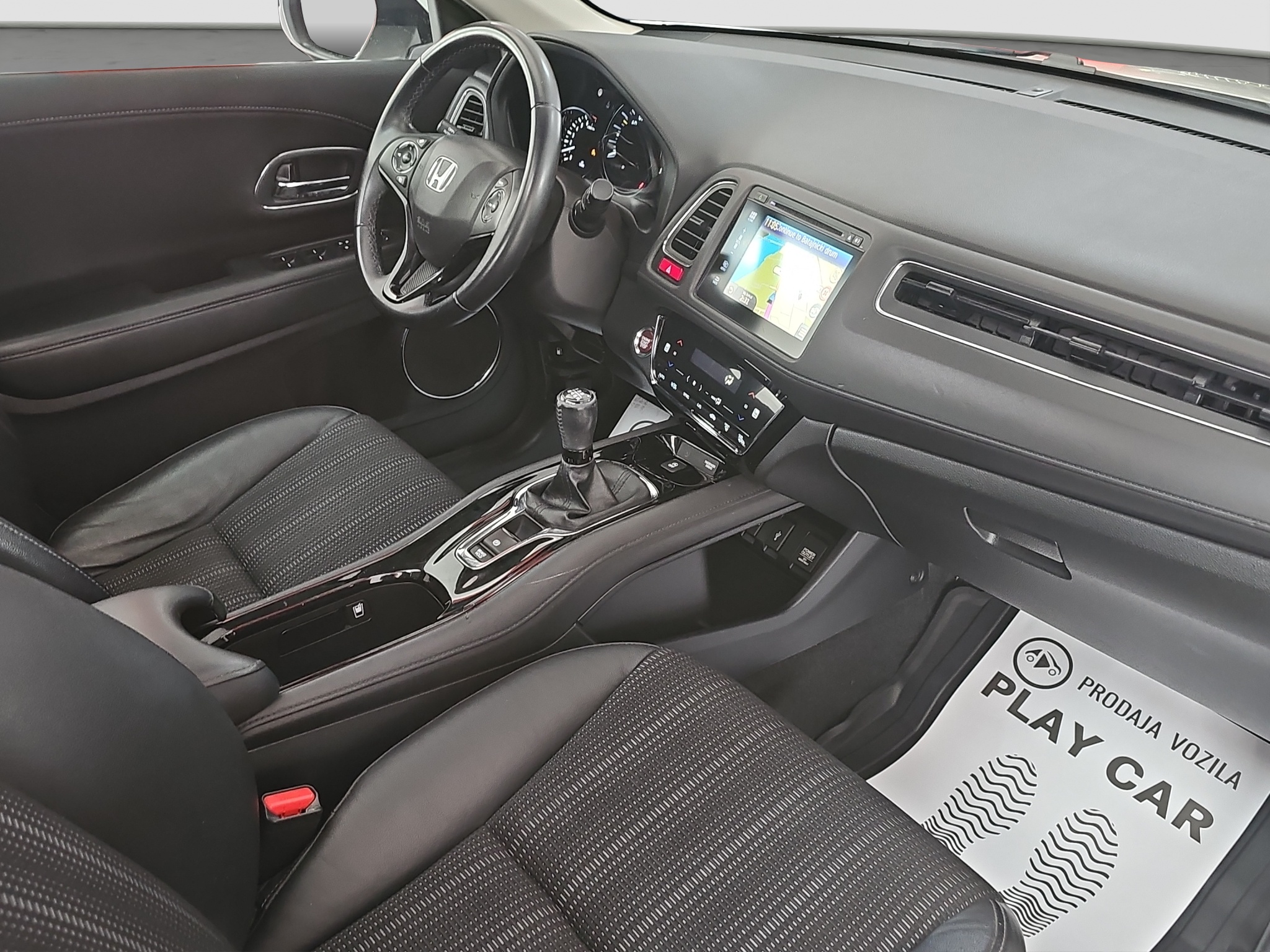 
								Honda HR-V PANO/SIBER/FU.LL full									