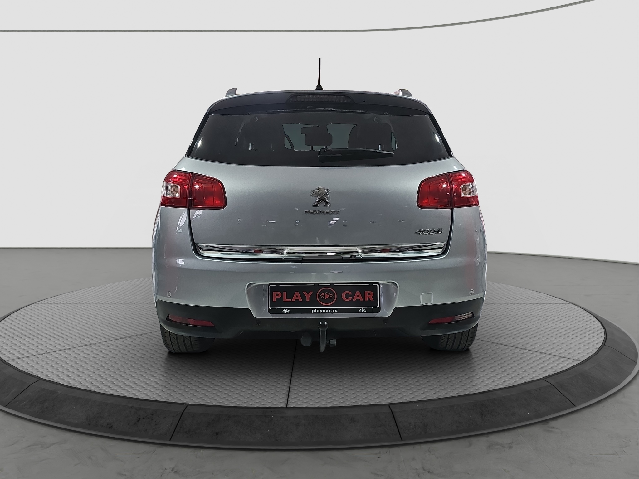 
								Peugeot 4008 4×4/PANO full									