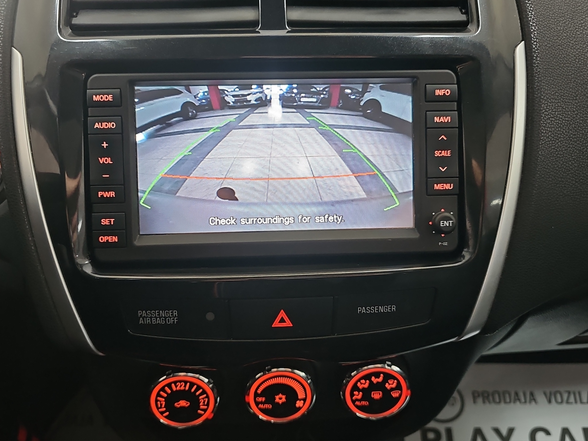 
								Peugeot 4008 4×4/PANO full									