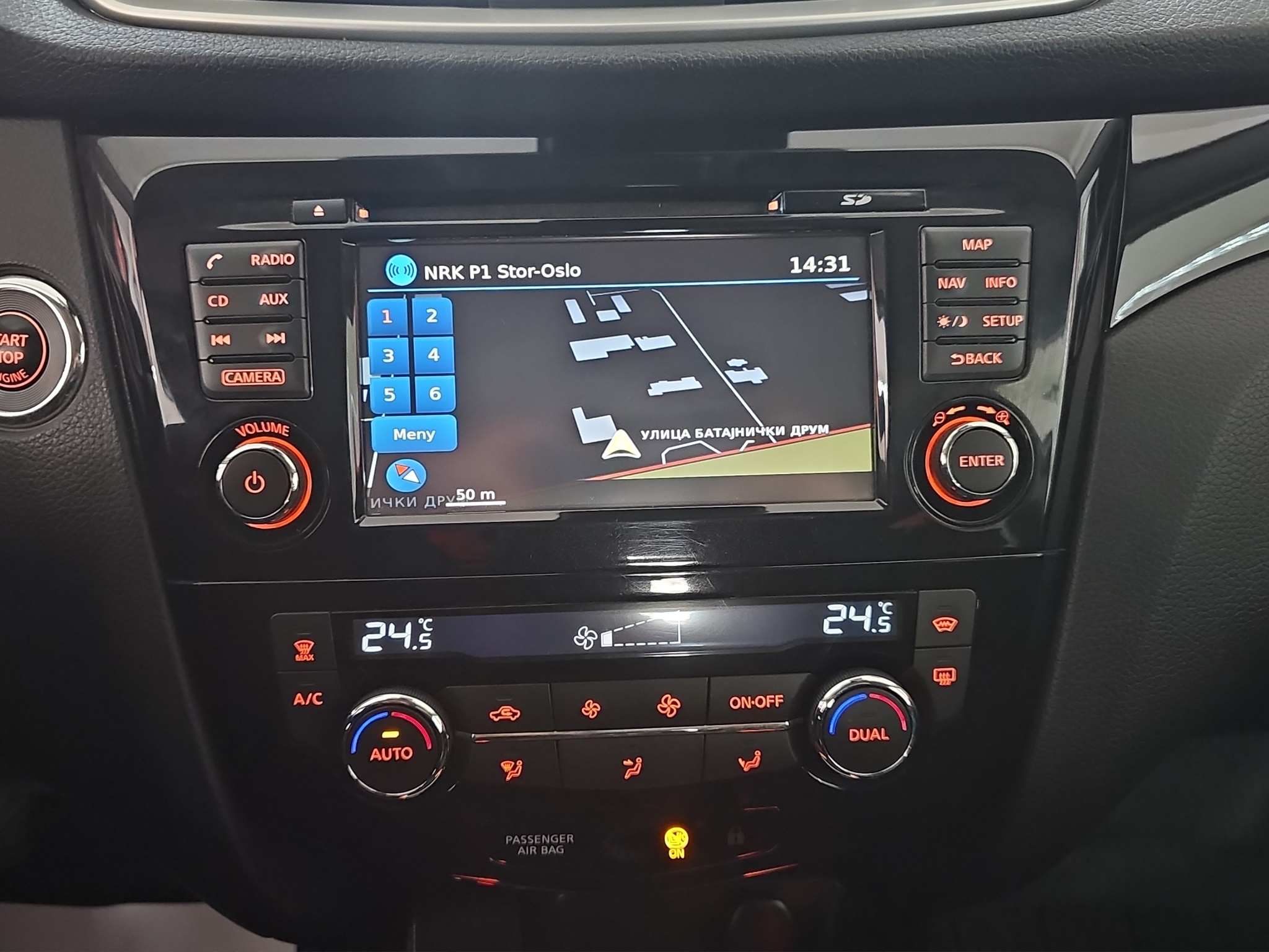 
								Nissan Qashqai TEKNA/T.O.P full									