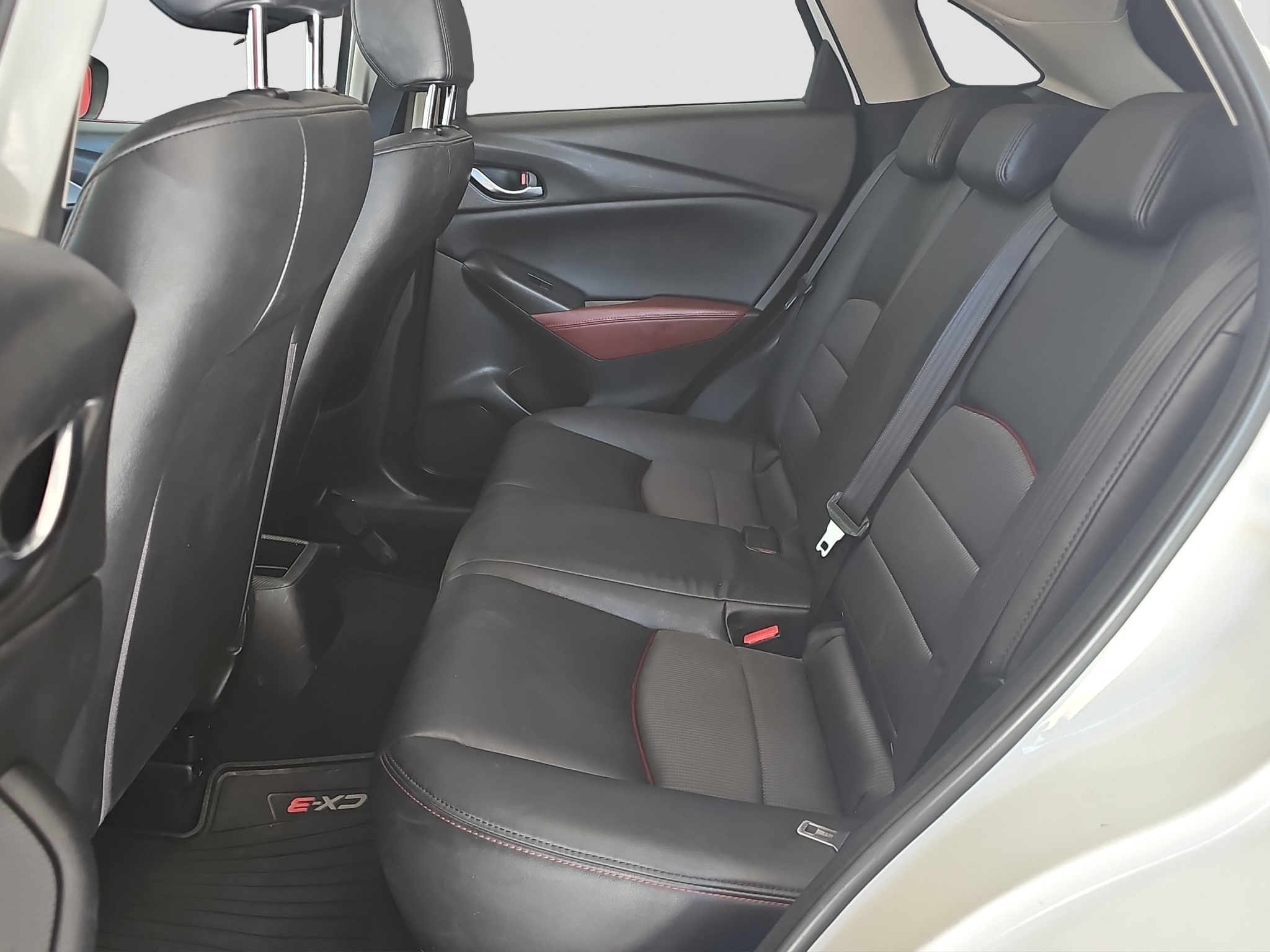 
								Mazda CX-3 AUT./FU.LL full									