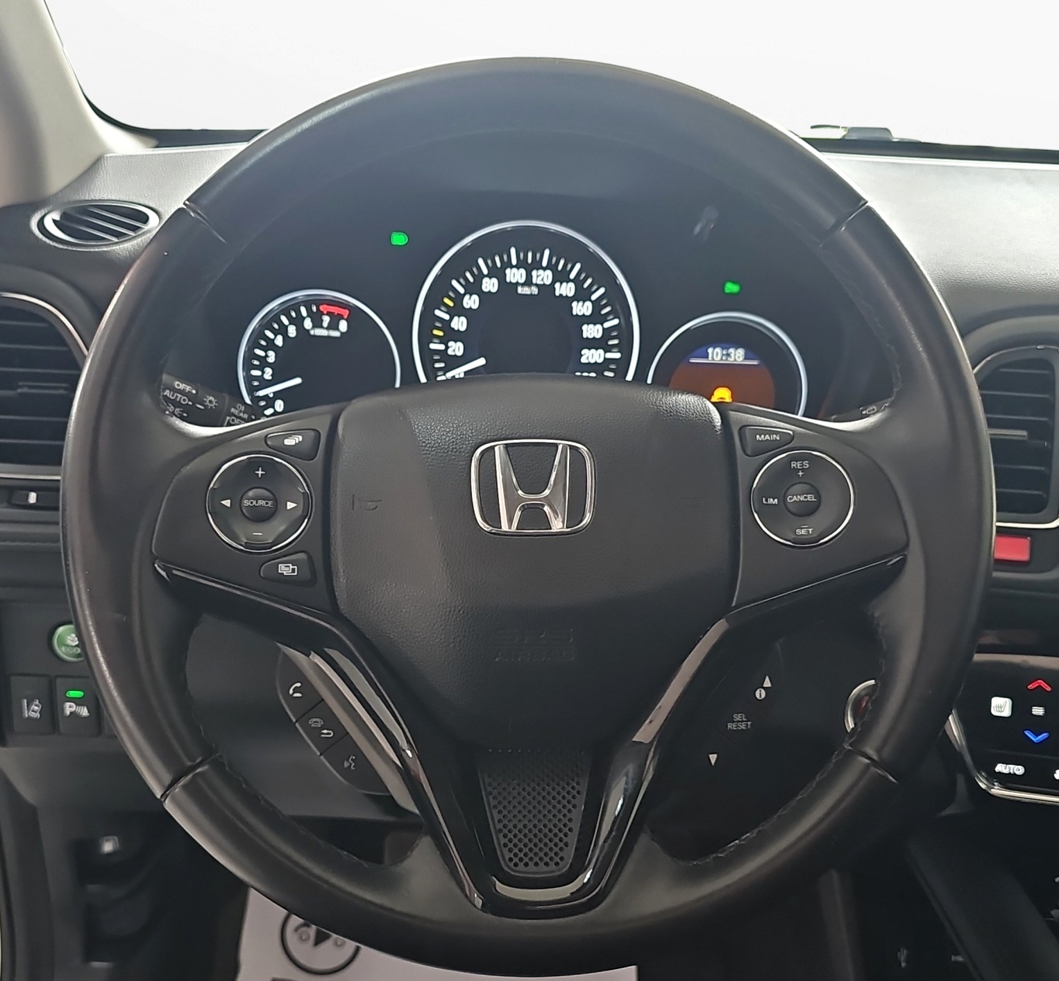 
								Honda HR-V PANO/SIBER/AUTO full									