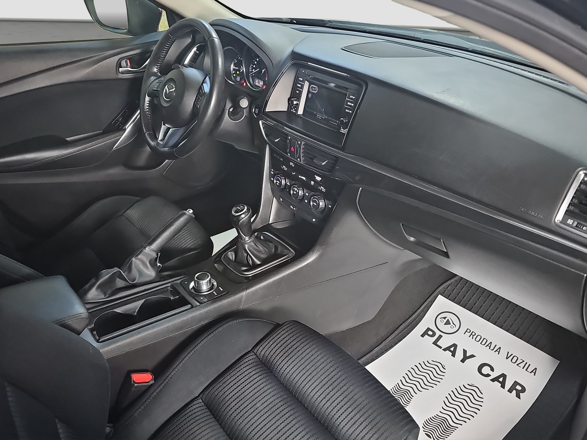 
								Mazda 6 ODLIČAN full									